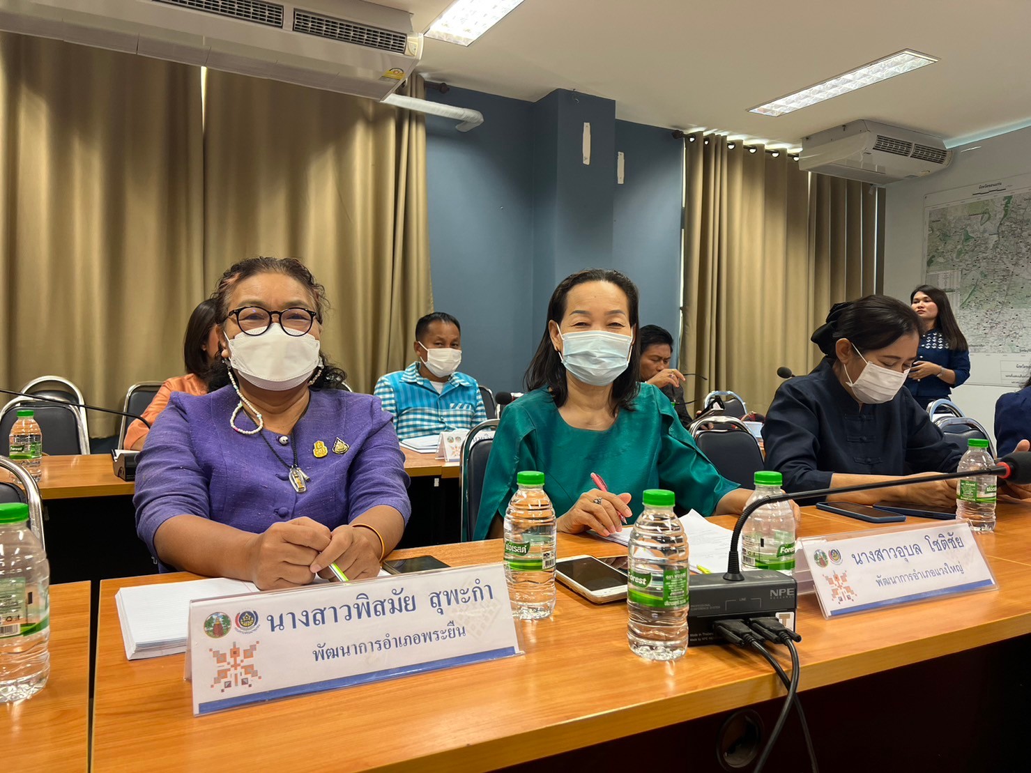 พช.ขอนแก่น : รับการตรวจติดตามผลการปฏิบัติราชการ ประจำเดือน พฤศจิกายน ตามนโยบายรัฐบาล ภารกิจเร่งด่วน กระทรวงมหาดไทย ภารกิจงานสำคัญกรมการพัฒนาชุมชน ของผู้ตรวจราชการกรมการพัฒนาชุมชน เขตตรวจราชการที่ 12 (นางนวลจันทร์ ศรีมงคล)