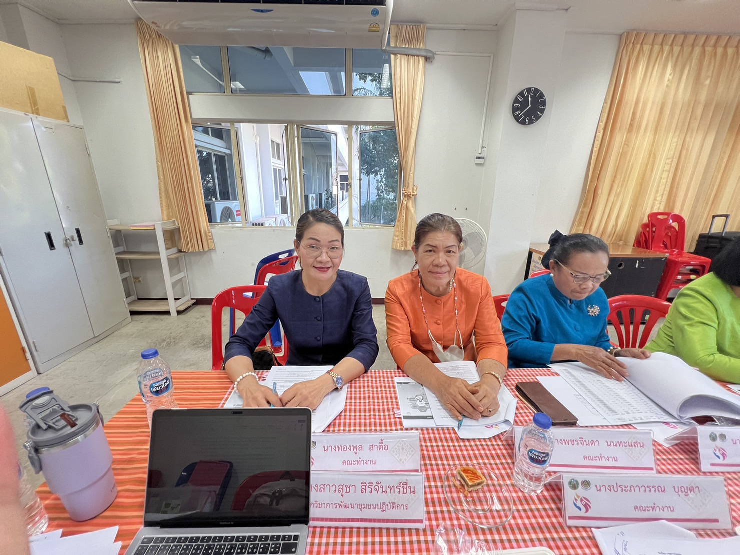 พช.ขอนแก่น : ประชุมคณะทำงานขับเคลื่อนกองทุนพัฒนาบทบาทสตรีจังหวัดขอนแก่น ครั้งที่ 1/2567
