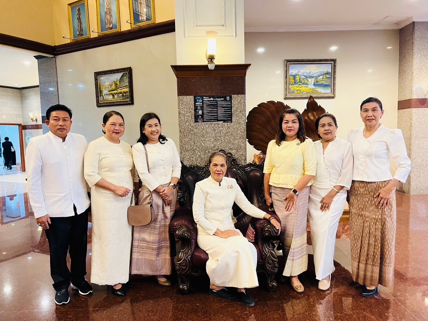 พช.ขอนแก่น : ร่วมพิธีสมโภชผ้าพระกฐินพระราชทานกรมการพัฒนาชุมชน ประจำปีพุทธศักราช 2566