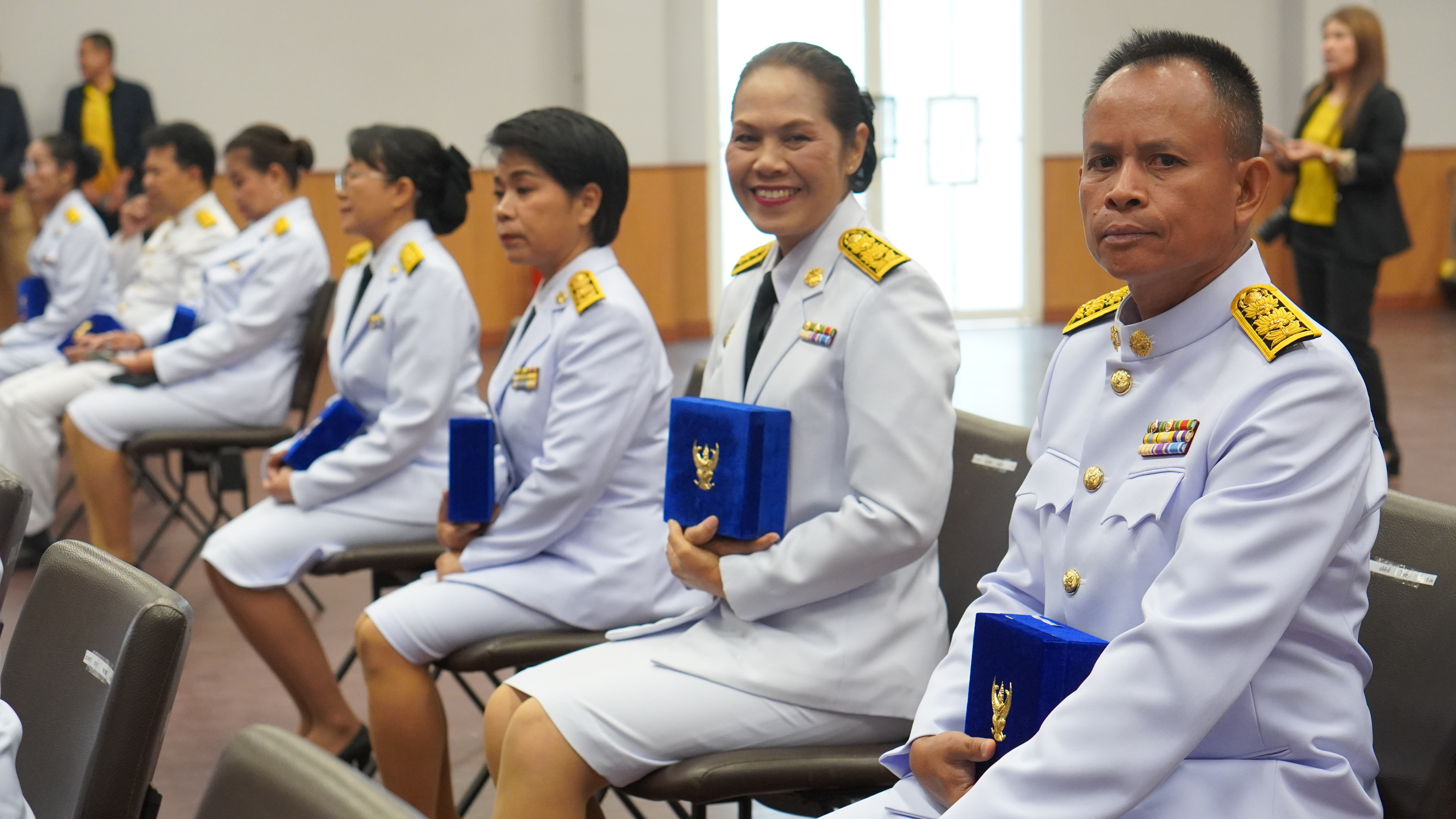 จังหวัดขอนแก่น : จัดพิธีรับพระราชทานเครื่องราชอิสริยาภรณ์ชั้นสายสะพาย ประจำปี 2565 และประจำปี 2566