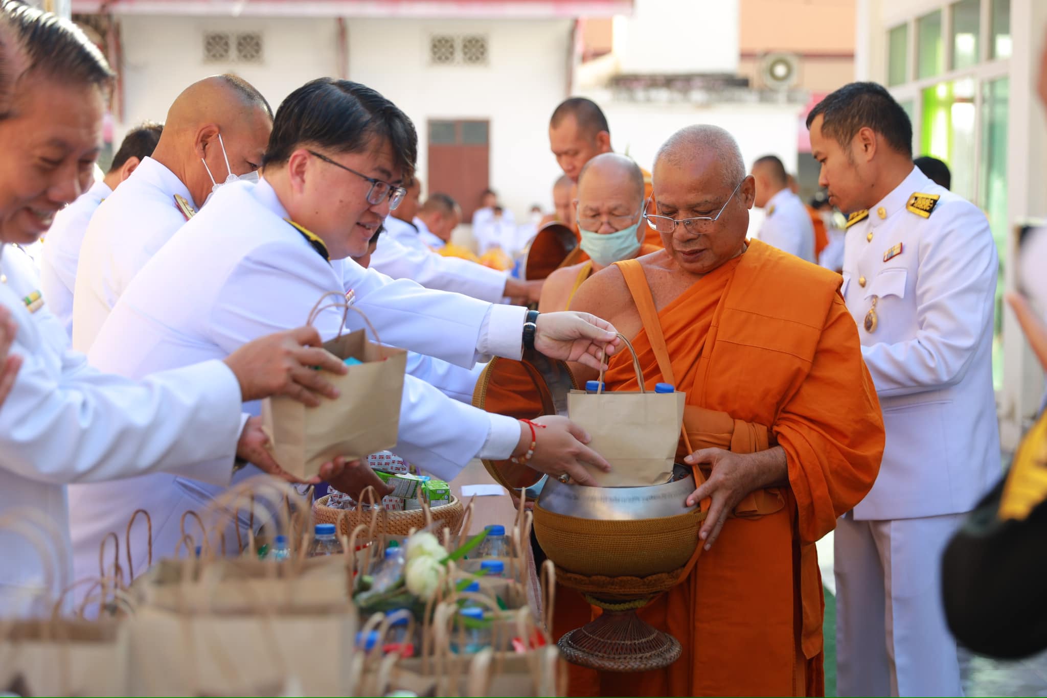 จังหวัดขอนแก่น พิธีทำบุญตักบาตรถวายพระกุศล พิธีเจริญพระพุทธมนต์ถวายพระพรชัยมงคล และพิธีถวายพระพรชัยมงคล แด่สมเด็จพระเจ้าลูกเธอ เจ้าฟ้าพัชรกิติยาภา นเรนทิราเทพยวดี กรมหลวงราชสาริณีสิริพัชร มหาวัชรราชธิดา เนื่องในวันคล้ายวันประสูติ 7 ธันวาคม 2566