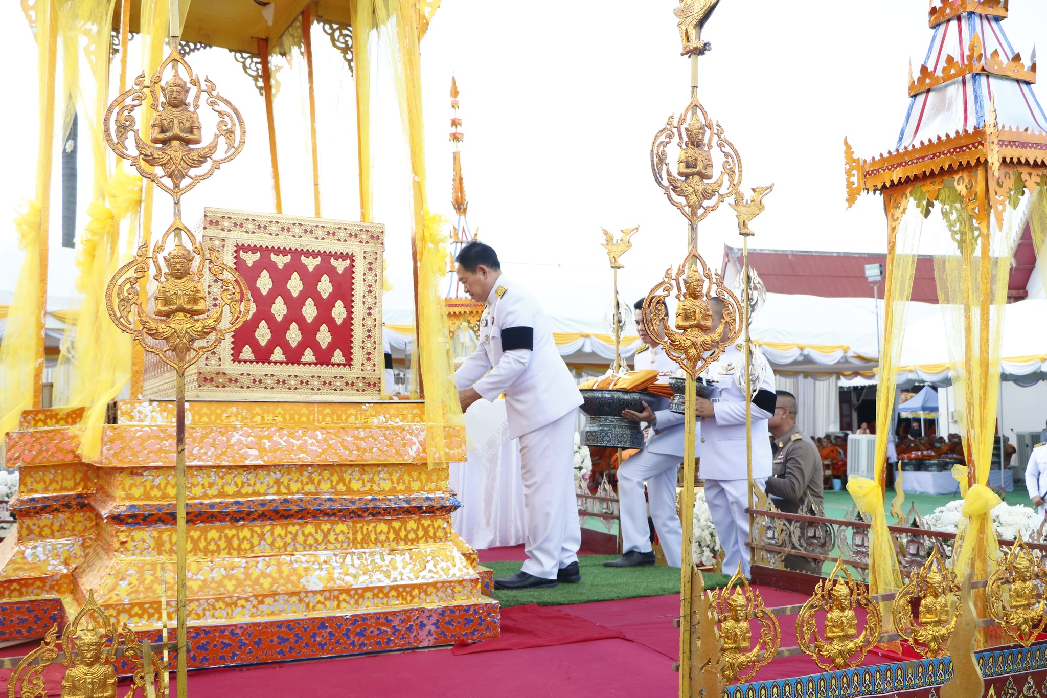 พช. ขอนแก่น ร่วมพิธีพระราชทานเพลิงศพพระครูปริยัติธรรมวงศ์(สุพล ธมุมวโส ป.ธ.๔พธ.ด.) อดีตเจ้าอาวาสวัดหนองแวง พระอารามหลวง และอดีตรองเจ้าคณะอำเภอพระยืน