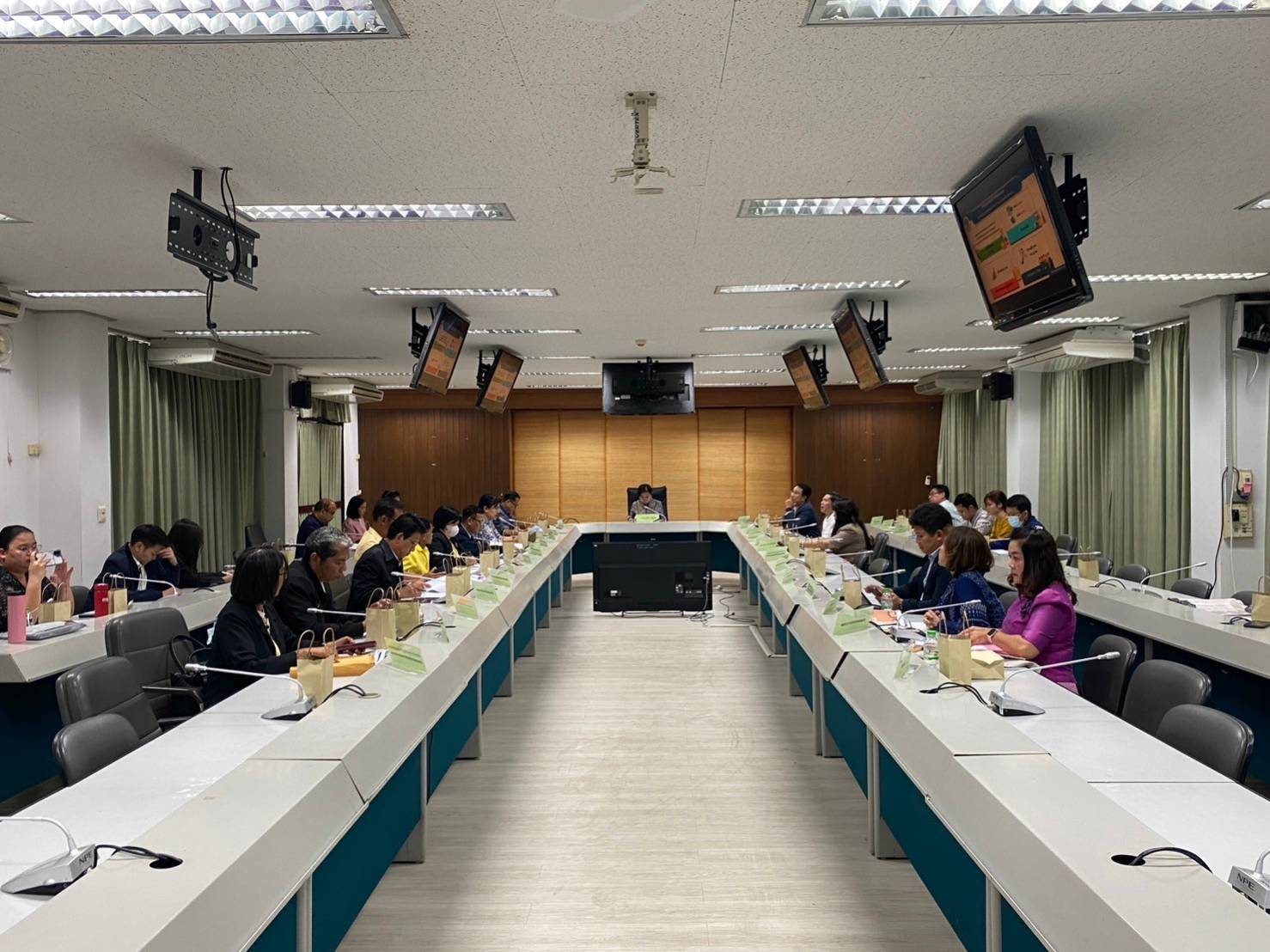 พช.ขอนแก่น : ร่วมประชุมคณะกรรมการร่วมภาครัฐและเอกชนเพื่อพัฒนาและแก้ไขปัญหาทางเศรษฐกิจ จังหวัดขอนแก่น ครั้งที่7/2566 (กรอ.จังหวัดขอนแก่น)