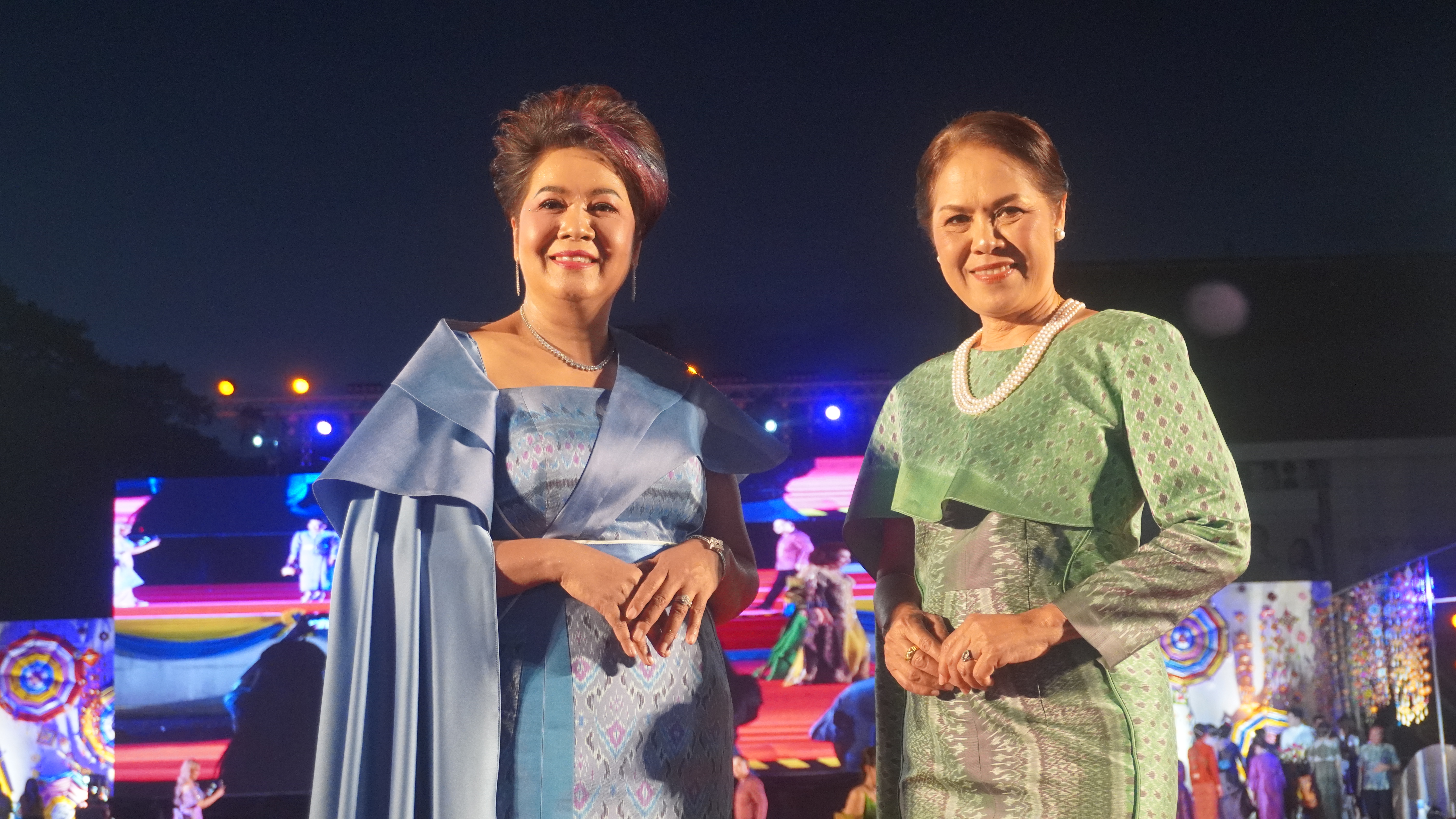 จังหวัดขอนเก่น : ร่วมกับชมรมแม่บ้านมหาดไทยจังหวัดขอนแก่น จัดงานเดินแฟชั่นโชว์ “ออนซอนผ้าไหม…ไทขอนแก่น ผ้าไทยใส่ให้สนุก” ในงานเทศกาลไหมนานาชาติ ประเพณีผูกเสี่ยว งานกาชาด จังหวัดขอนแก่น และงานขอนแก่นชอฟต์พาวเวอร์ ประจำปี 2566