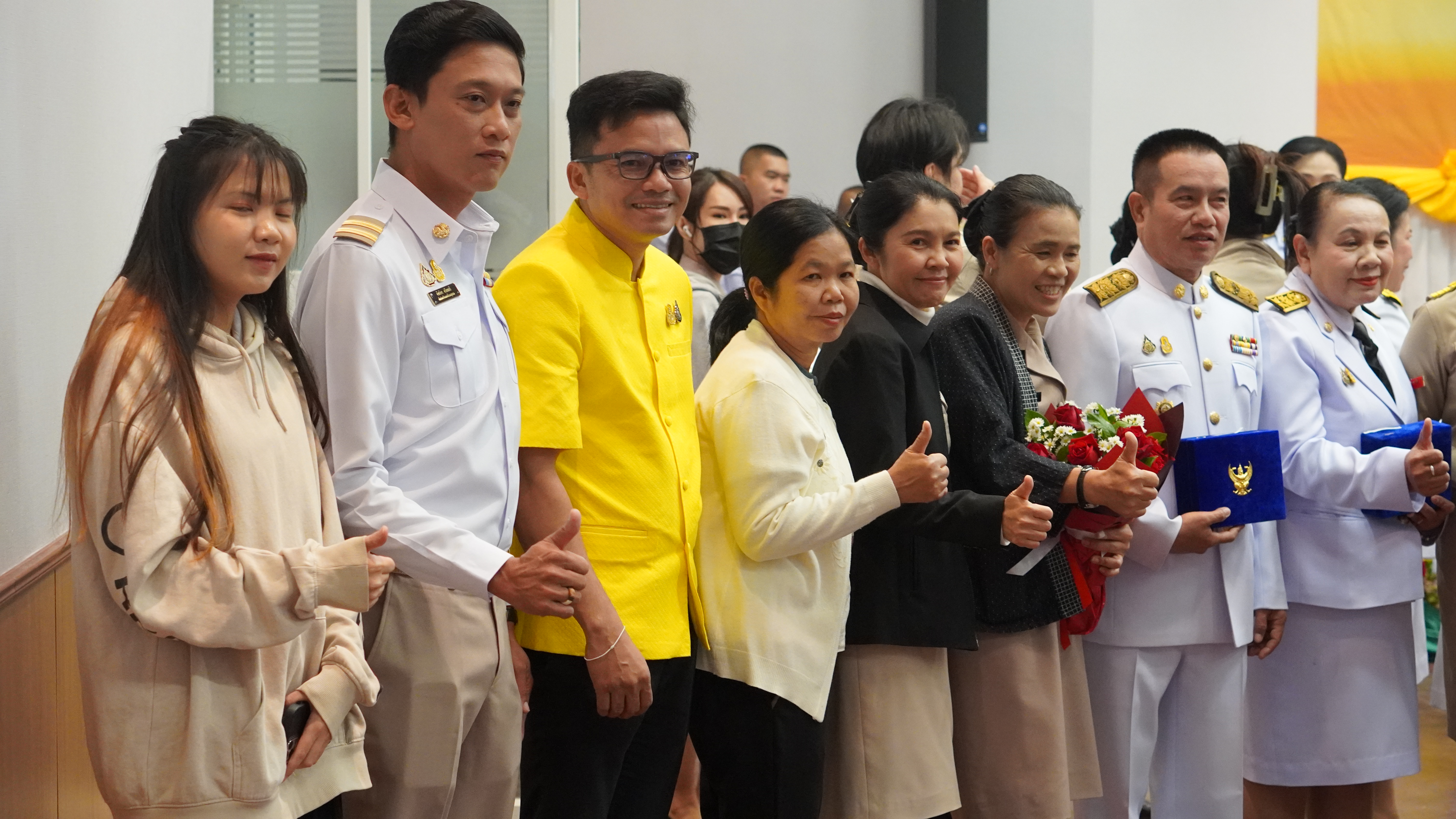 จังหวัดขอนแก่น : จัดพิธีรับพระราชทานเครื่องราชอิสริยาภรณ์ชั้นสายสะพาย ประจำปี 2565 และประจำปี 2566