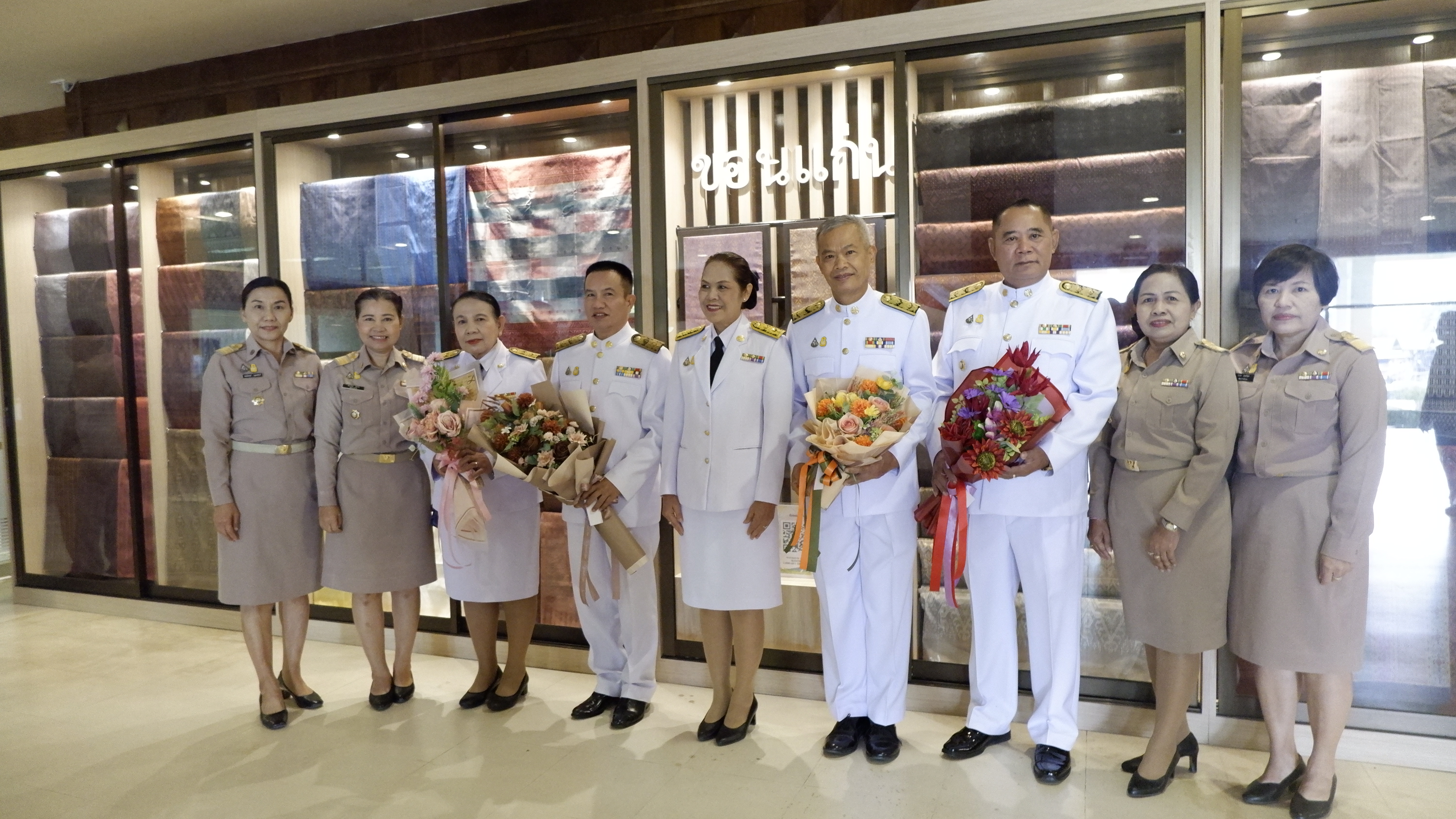 จังหวัดขอนแก่น : จัดพิธีรับพระราชทานเครื่องราชอิสริยาภรณ์ชั้นสายสะพาย ประจำปี 2565 และประจำปี 2566