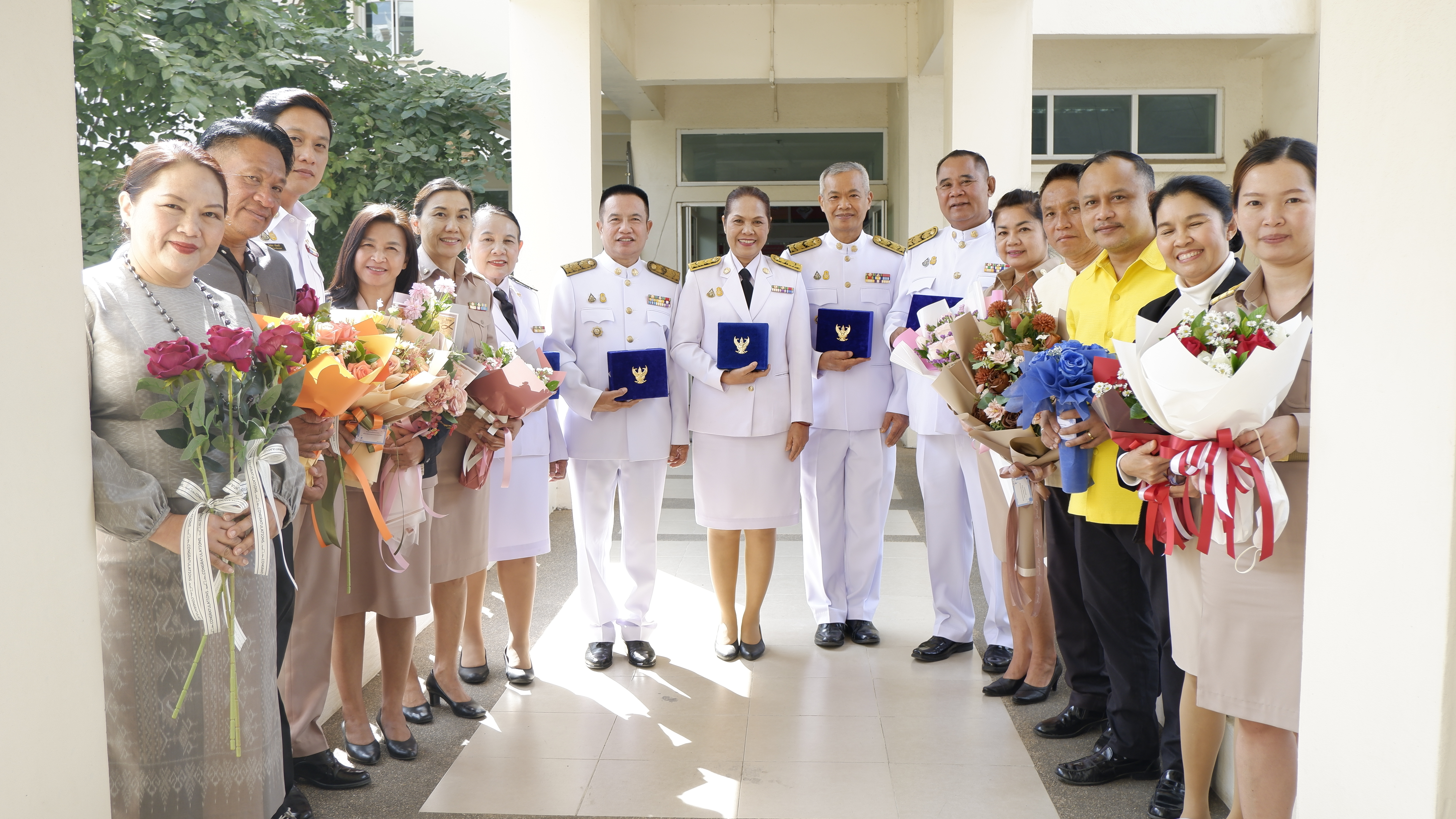 จังหวัดขอนแก่น : จัดพิธีรับพระราชทานเครื่องราชอิสริยาภรณ์ชั้นสายสะพาย ประจำปี 2565 และประจำปี 2566