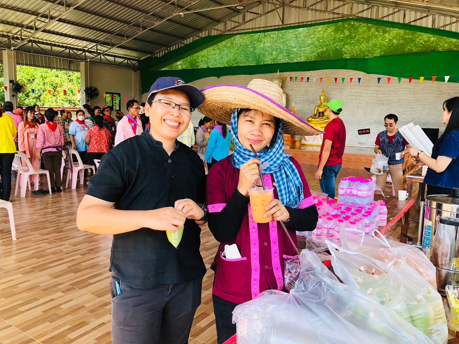 พช.ขอนแก่น : จัดฝึกอบรมโครงการพัฒนาหมู่บ้านเศรษฐกิจพอเพียง กิจกรรมที่ 1.1 อบรมแกนนำขับเคลื่อนหมู่บ้านเศรษฐกิจพอเพียง (วันที่2)