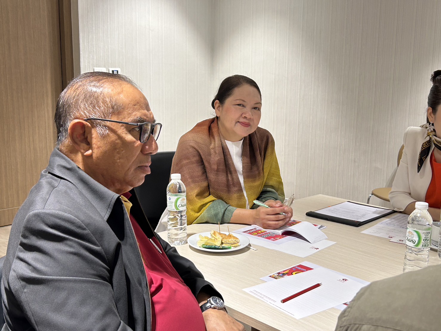 พช.ขอนแก่น : ร่วมประชุมวางแผนการจัดงาน มหกรรมของดีชายแดรใต้ & OTOP ทั่วไทย ร่วมใจสู่เมืองหมอแคน 2