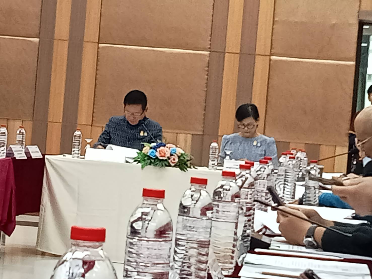พช.ขอนแก่น : ร่วมประชุมคณะกรรมการร่วมภาครัฐและเอกชน เพื่อแก้ไขปัญหาทางเศรษฐกิจ กลุ่มจังหวัด ภาคตะวันออกเฉียงเหนือตอนกลาง ครั้งที่ 1/2567