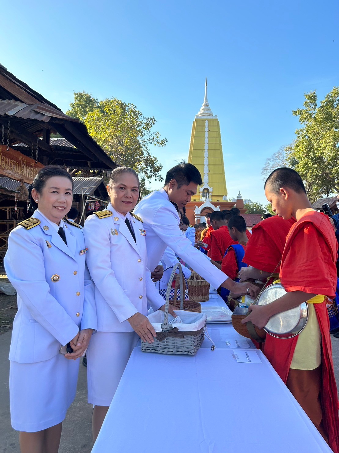 จังหวัดขอนแก่น : จัดพิธีเจริญพระพุทธมนต์และทำบุญตักบาตรถวายพระกุศล เนื่องในวันคล้ายวันประสูติสมเด็จพระเจ้าลูกเธอเจ้าฟ้าสิริวัณณวรี นารีรัตนราชกัญญา วันที่ 8 มกราคม 2567