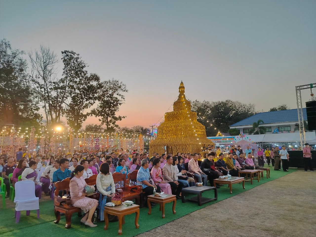 พช.ขอนแก่น : ร่วมพิธีเปิดงานเทศกาลไก่ย่างเขาสวนกวาง และประเพณีบุญกุ่มข้าวใหญ่ ประจำปี 2567