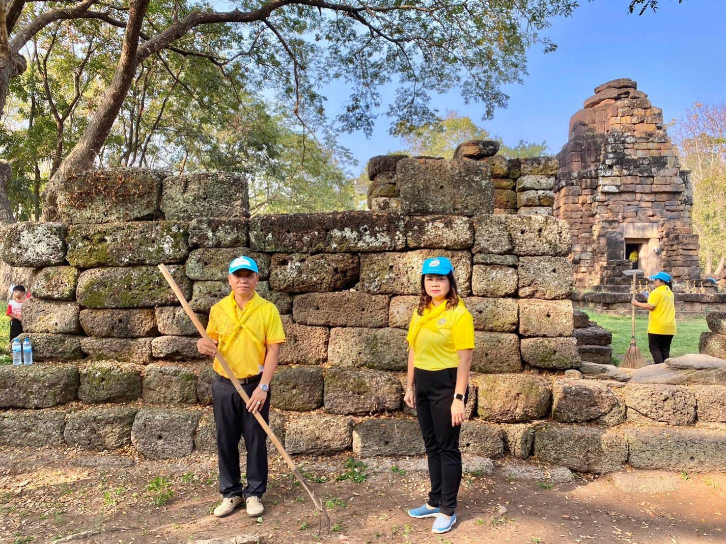จังหวัดขอนแก่น : จัดกิจกรรมจิตอาสาพัฒนาในโอกาสวันสำคัญของชาติไทย เนื่องในวันสมเด็จพระนเรศวรมหาราช “วันยุทธหัตถี” ประจำปี พ.ศ. 2567 และกิจกรรมจิตอาสาพัฒนา ตามโครงการ “บำรุงรักษาและฟื้นฟูแหล่งน้ำศักดิ์สิทธิ์ เพื่อเฉลิมพระเกียรติพระบาทสมเด็จพระเจ้าอยู่หัว เนื่องในโอกาสมหามงคลเฉลิมพระชนมพรรษา 6 รอบ