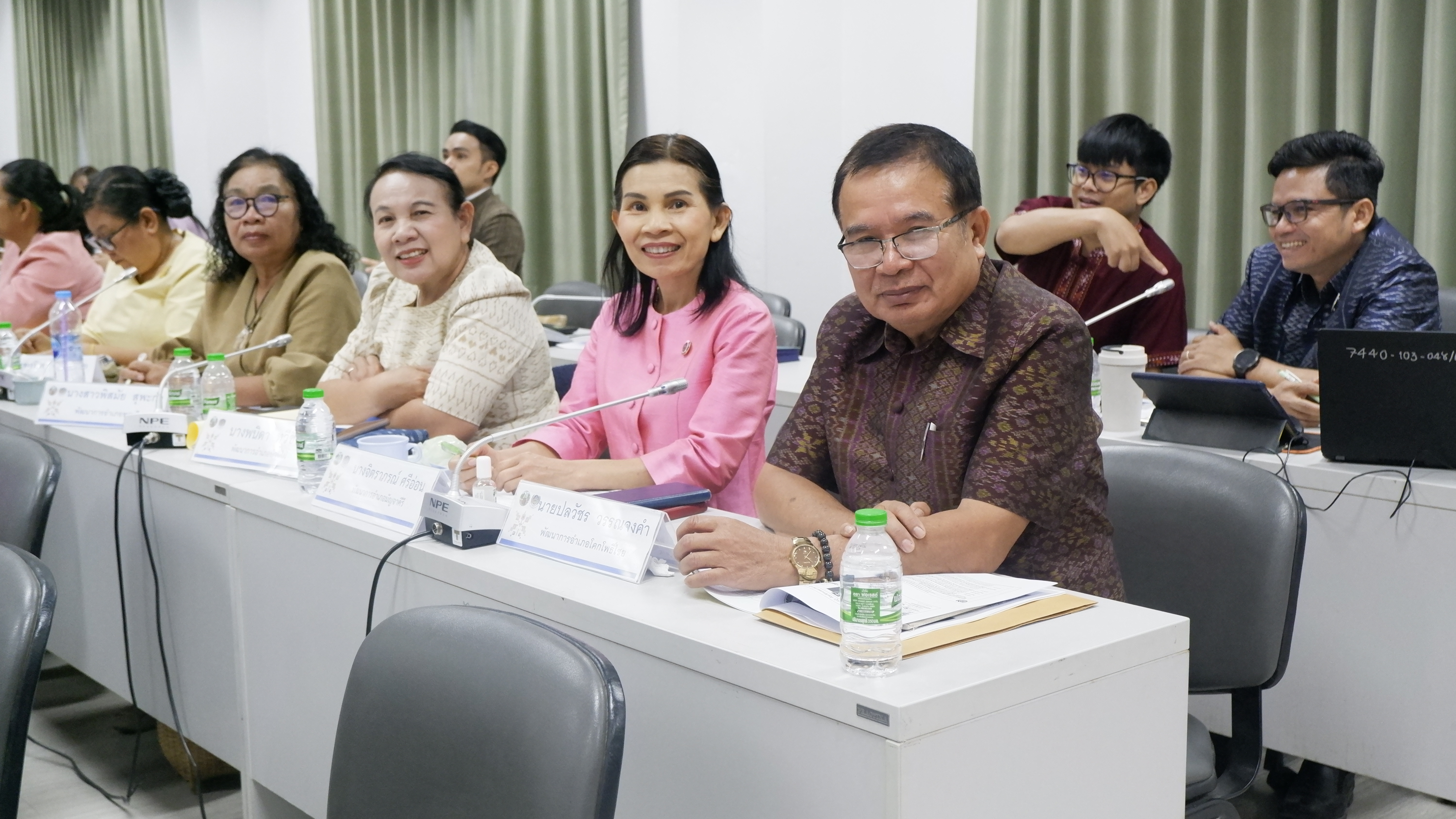 พช.ขอนแก่น : รับมอบนโยบายและแนวทางการดำเนินงานพัฒนาชุมชนจังหวัดขอนแก่น ประจำปีงบประมาณ พ.ศ. 2567