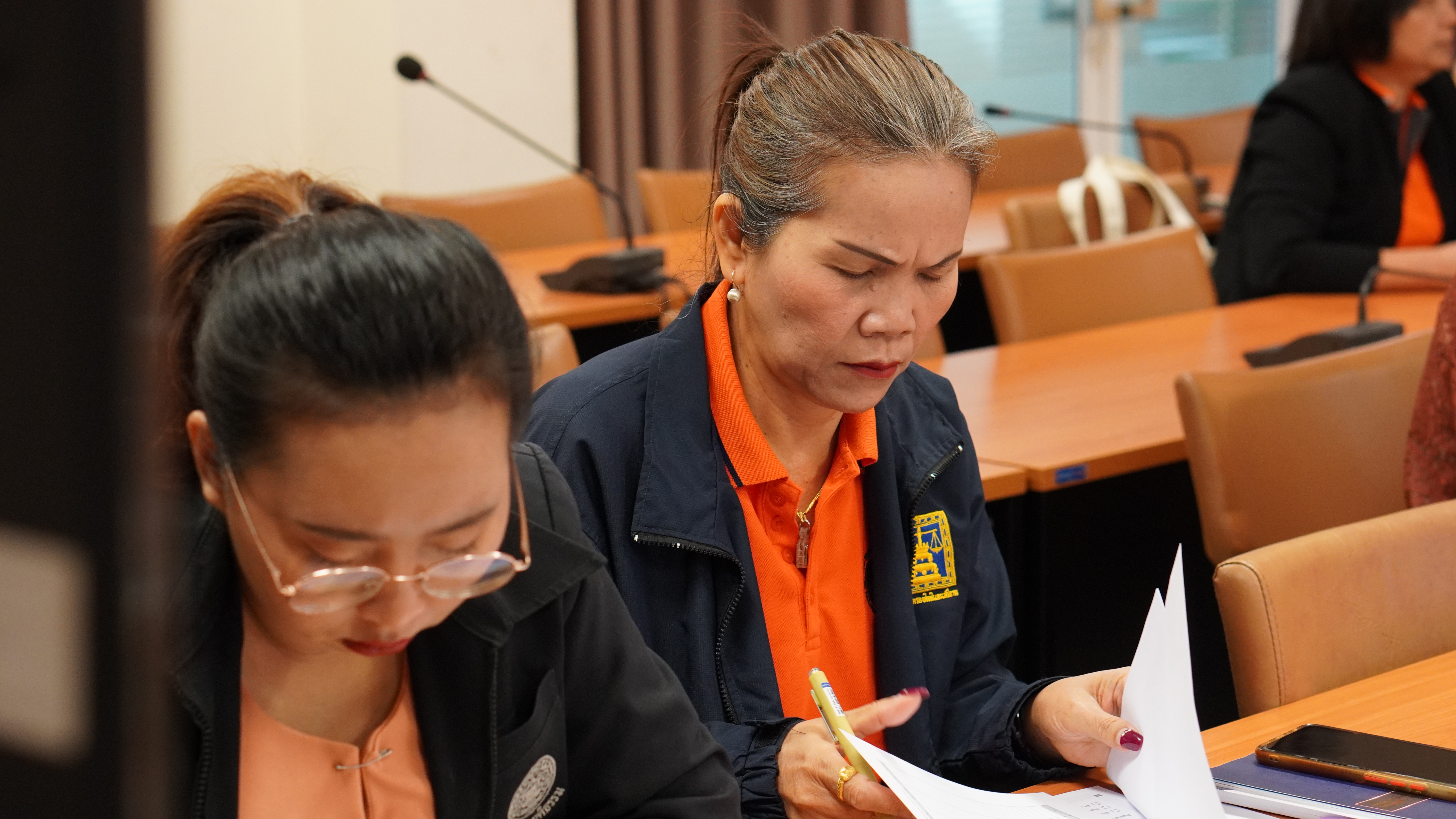พช.ขอนแก่น : ประชุมคณะทำงานขับเคลื่อนการดำเนินงานขจัดความยากจนและพัฒนาคนทุกช่วงวัยอย่างยั่งยืนตามหลักปรัชญาของเศรษฐกิจพอเพียง ตามภารกิจ 5 มิติ ระดับจังหวัด
