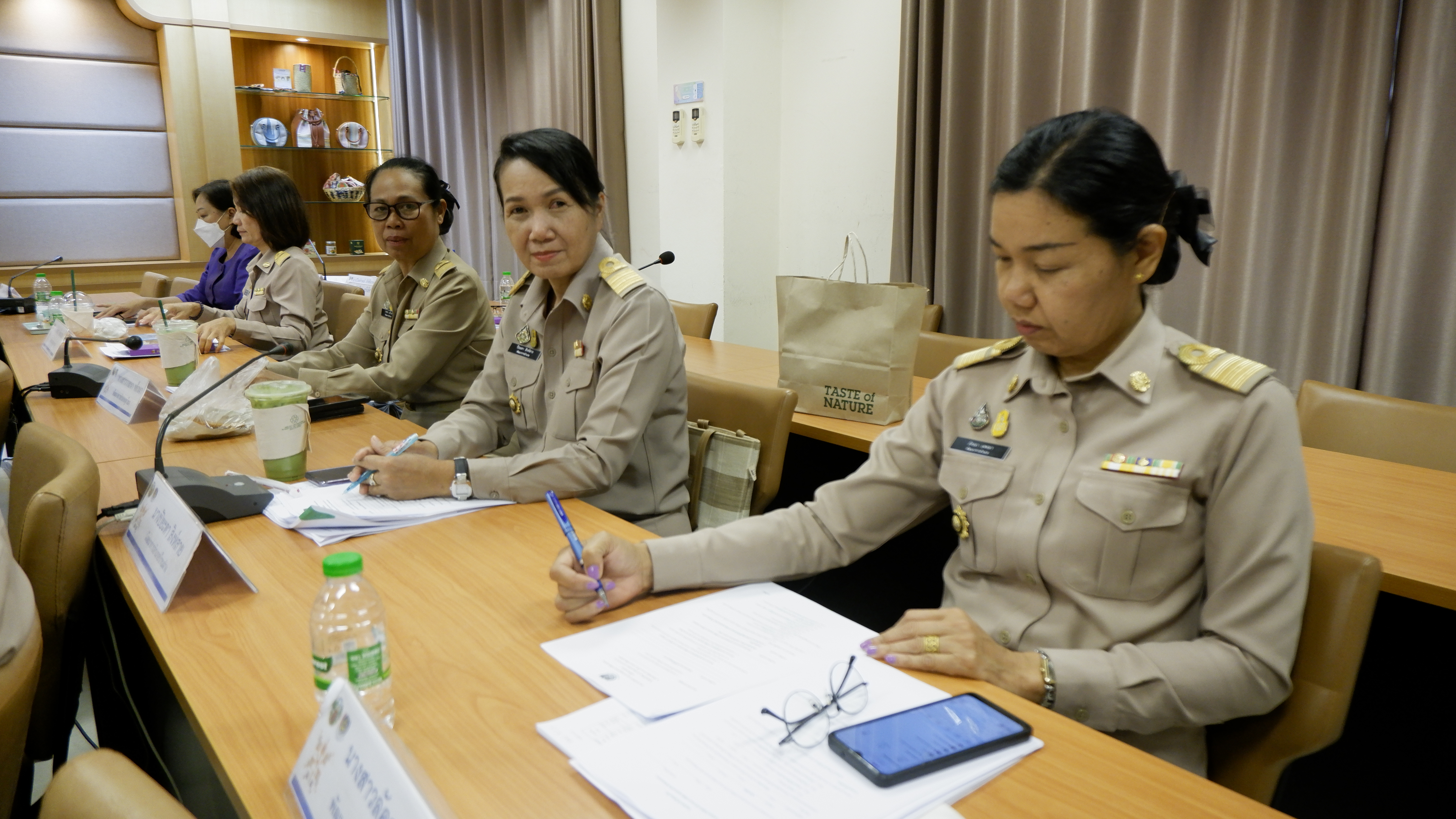 พช.ขอนแก่น : ร่วมประชุมกรมการพัฒนาชุมชน ครั้งที่ 1/2567 ผ่านระบบวีดีทัศน์ทางไกล (Video Conference)