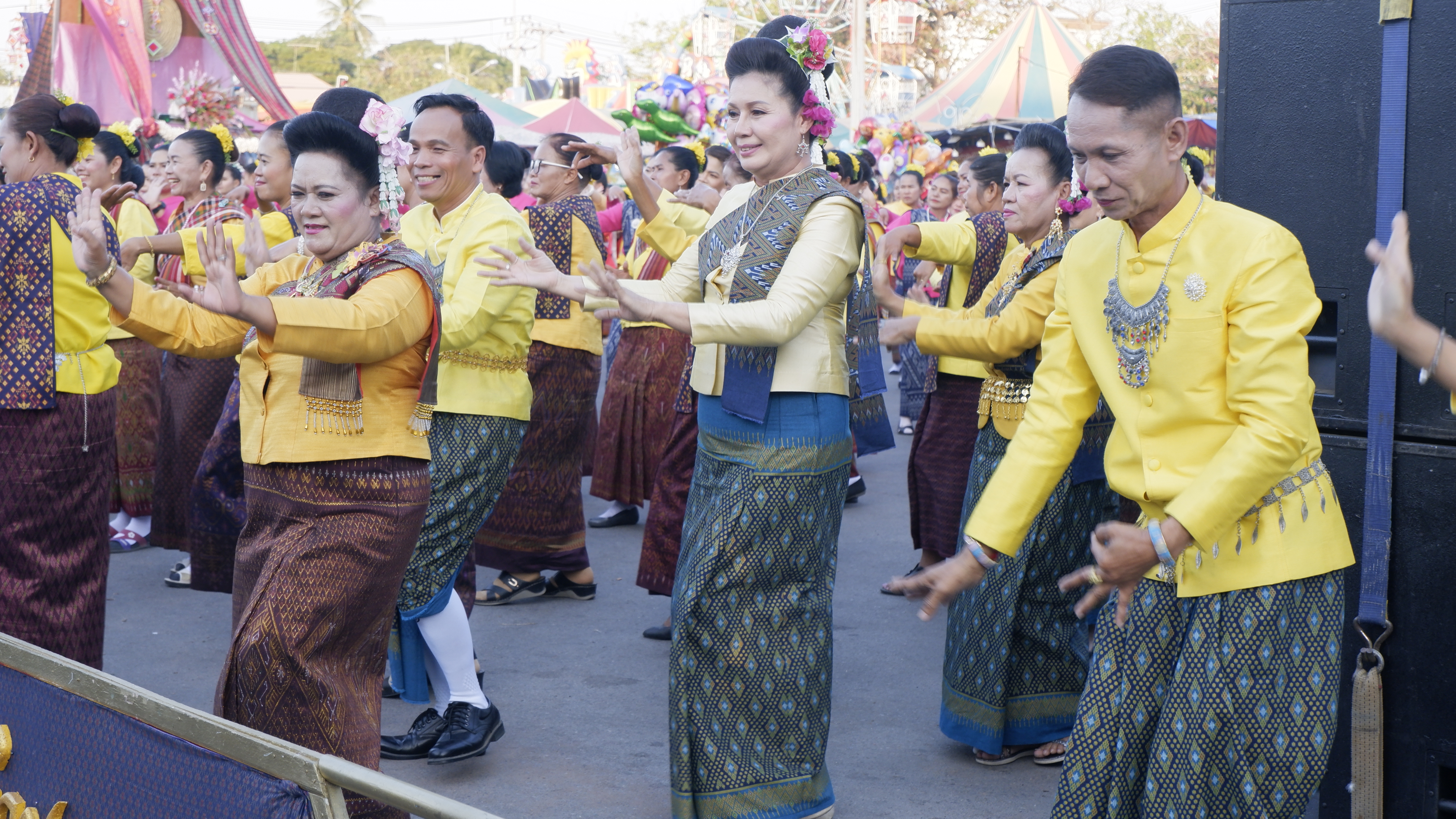 พช.ขอนแก่น : ร่วมงานไหมมัดหมี่และของดีเมืองชลบถ ประจำปี 2567
