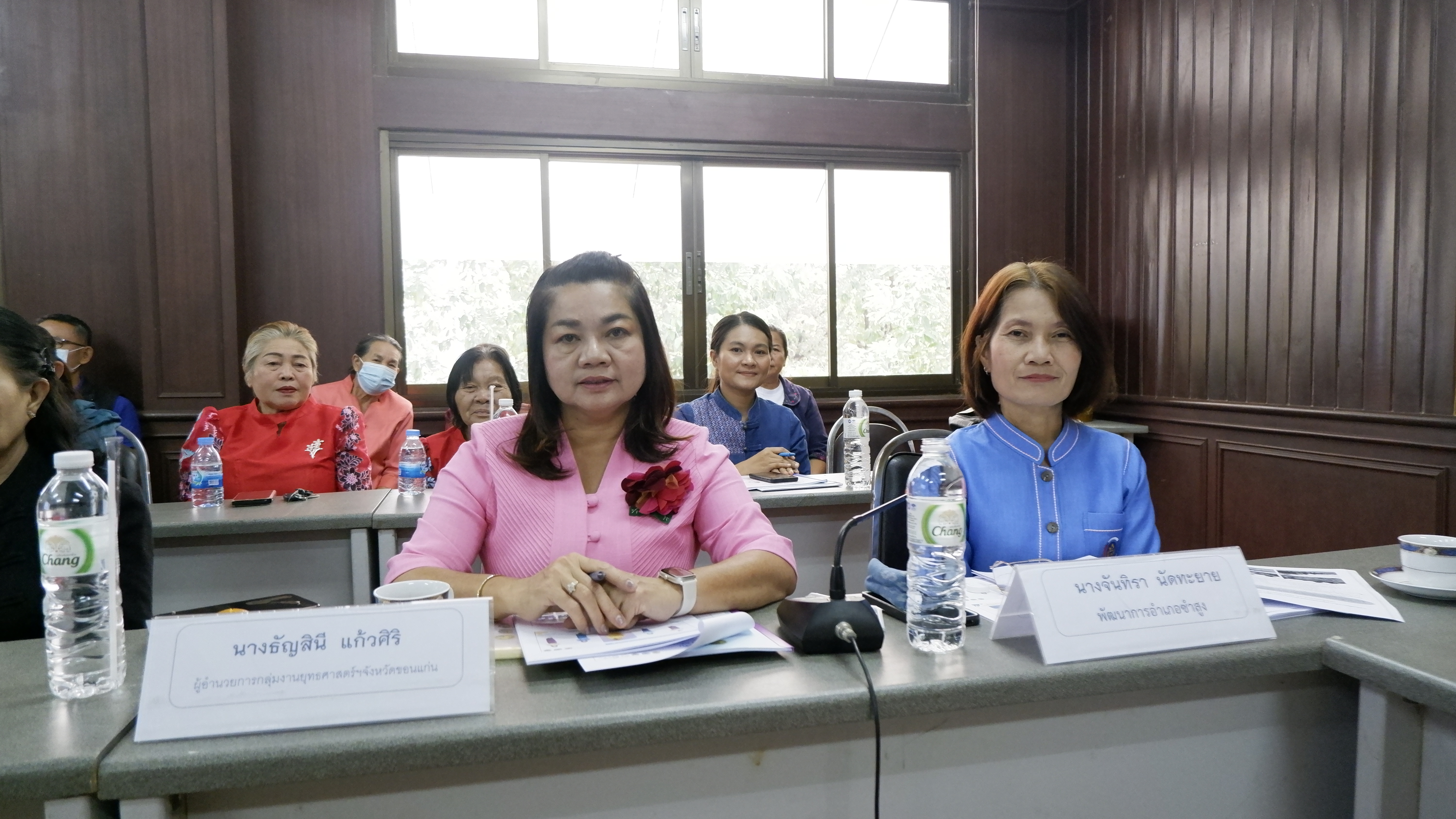 พช.ขอนแก่น : ผู้ตรวจราชการกรม กรมการพัฒนาชุมชน เขตตรวจราชการที่ 12 (นางนวลจันทร์ ศรีมงคล) ลงพื้นที่ตรวจติดตามผลการดำเนินงานตามภารกิจสำคัญกรมการพัฒนาชุมชน อำเภอซำสูง จังหวัดขอนแก่น