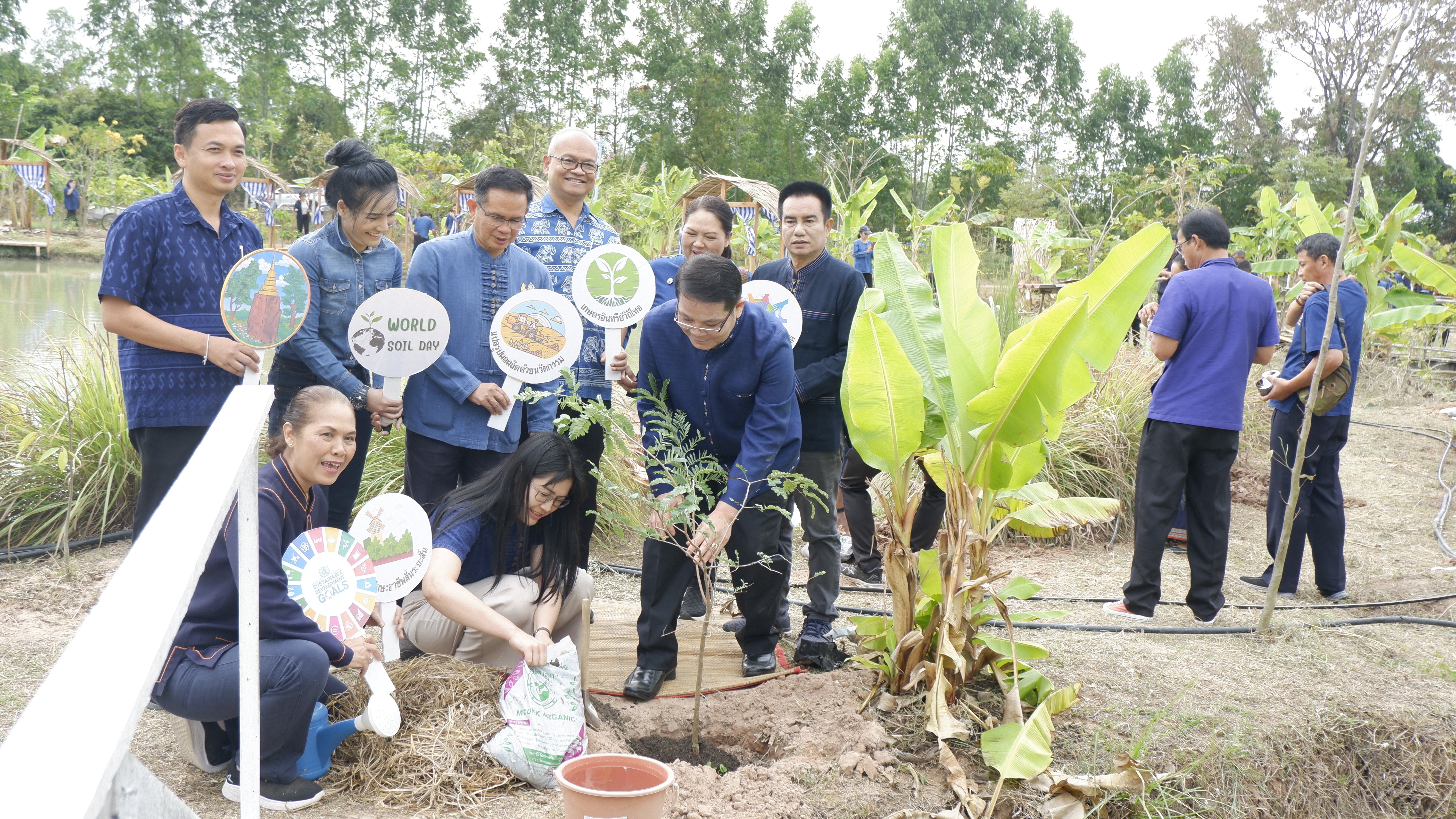 พช.ขอนแก่น : จัดกิจกรรมเนื่องในวาระครบรอบ 55 ปี โครงการพัฒนาผู้นำอาสาพัฒนาชุมชน ประจำปีงบประมาณ พ.ศ. 2567 “รวมพลัง อช. สานพลังแก้จน พัฒนาคนอย่างยั่งยืน”