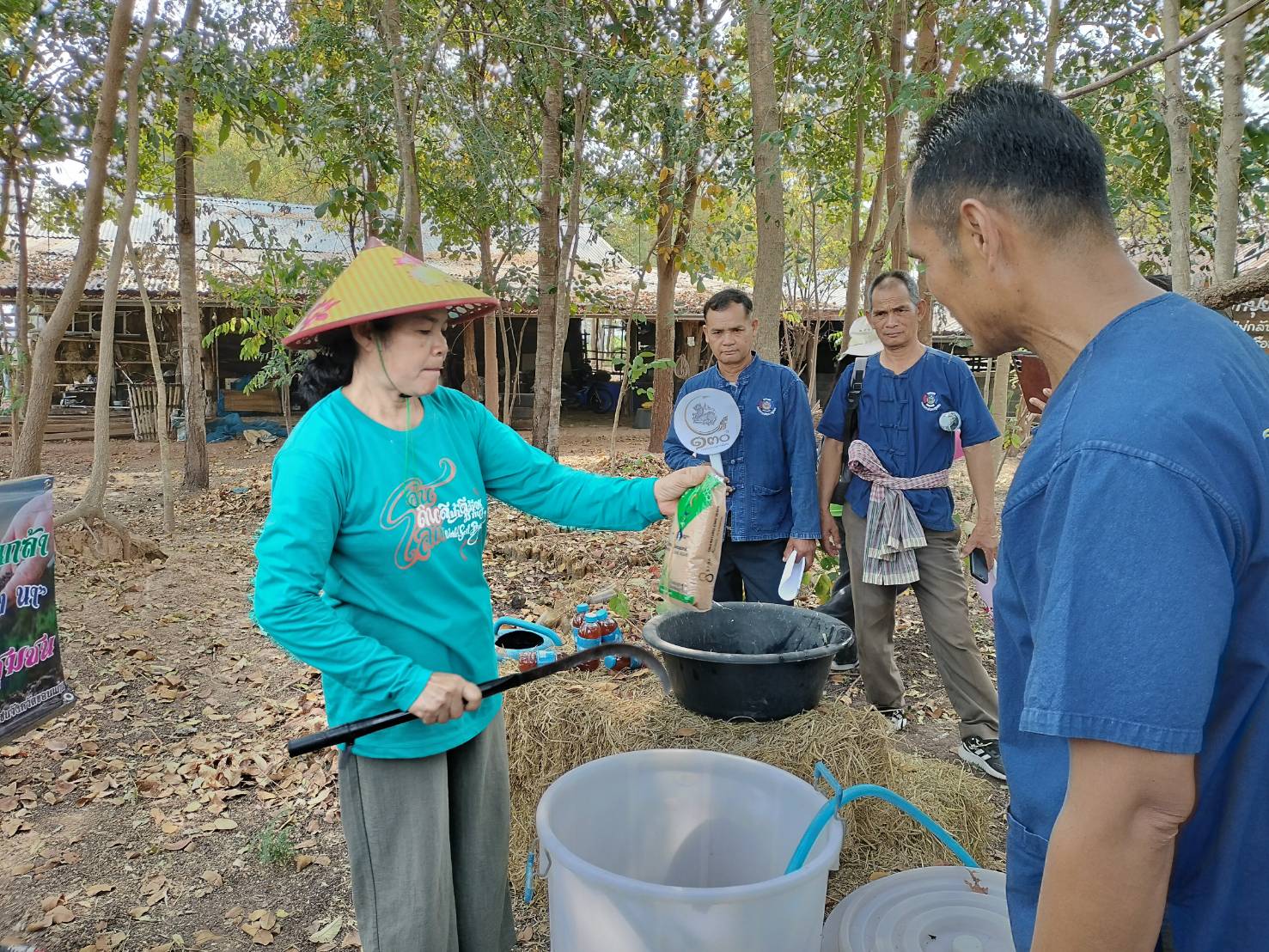 พช.ขอนแก่น : ดำเนินโครงการพัฒนาหมู่บ้านเศรษฐกิจพอเพียง ประจำปีงบประมาณ 2567