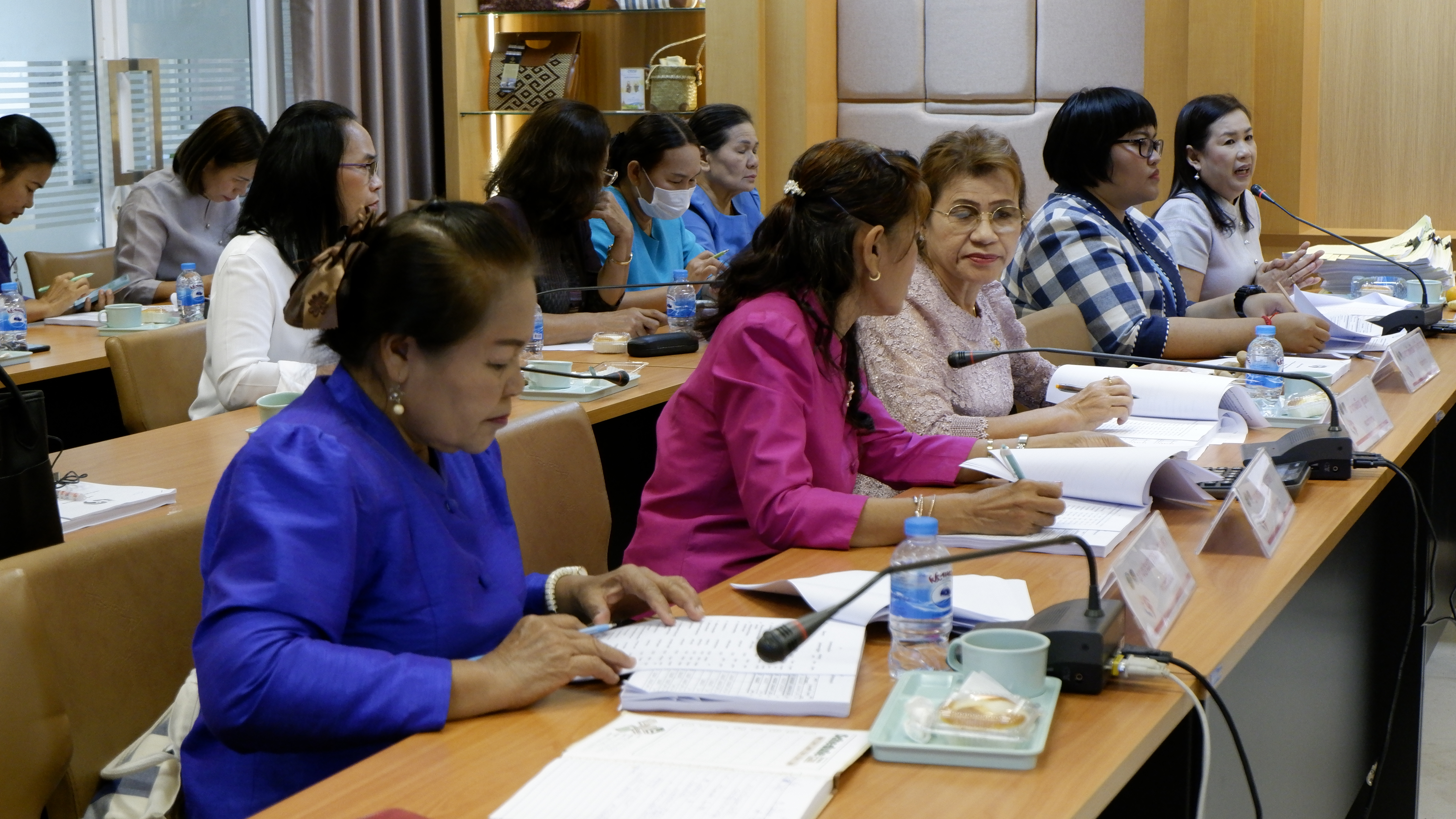 พช.ขอนแก่น : ประชุมคณะทำงานขับเคลื่อนกองทุนพัฒนาบทบาทสตรีจังหวัดขอนแก่น ครั้งที่ 3/2567