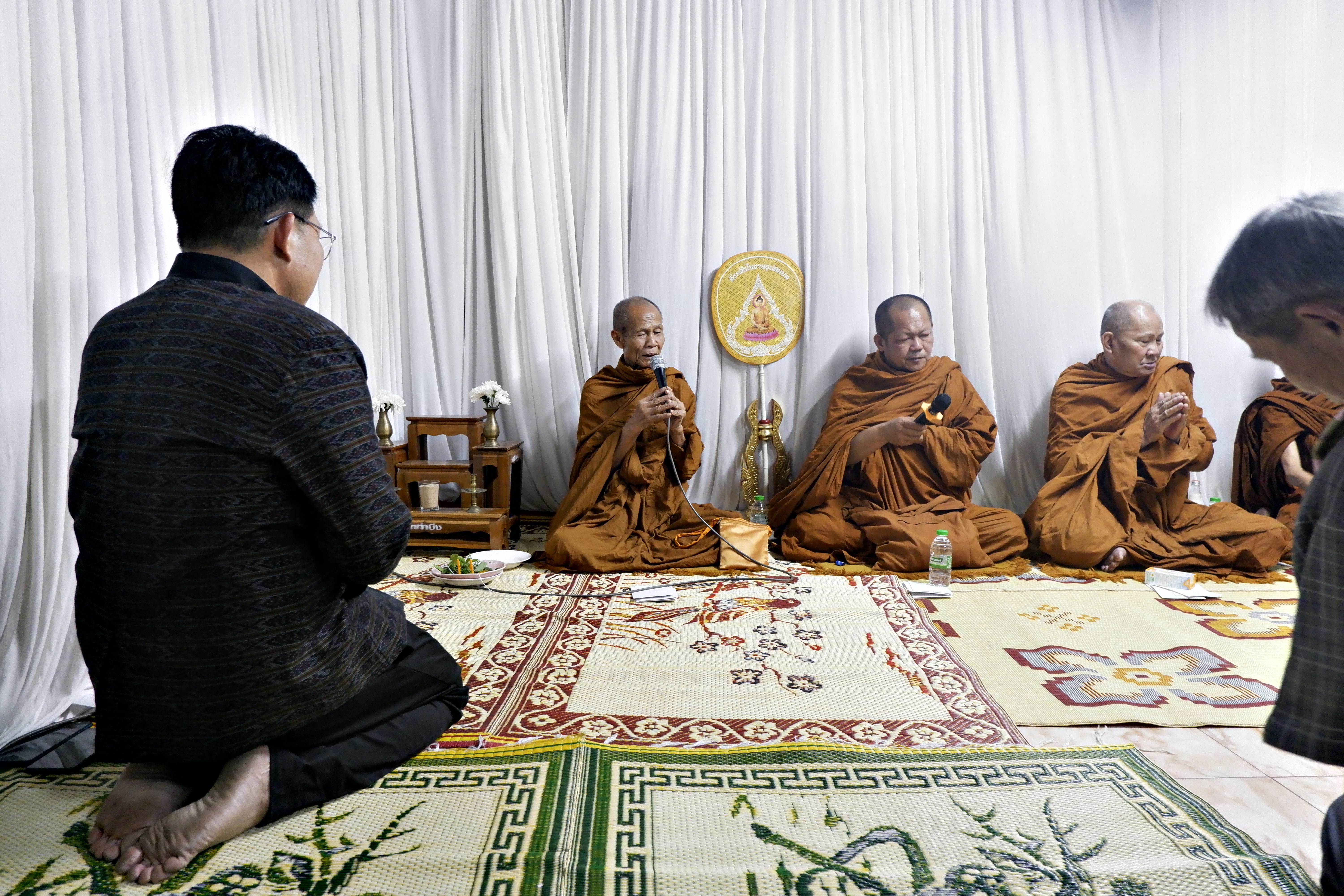 พช.ขอนแก่น : ร่วมเป็นเจ้าภาพฟังสวดพระอภิธรรม คุณแม่สอน สิทธิ มารดาของ นายโยธิน สิทธิ พัฒนาการอำเภอชุมแพ สำนักงานพัฒนาชุมชนอำเภอชุมแพ