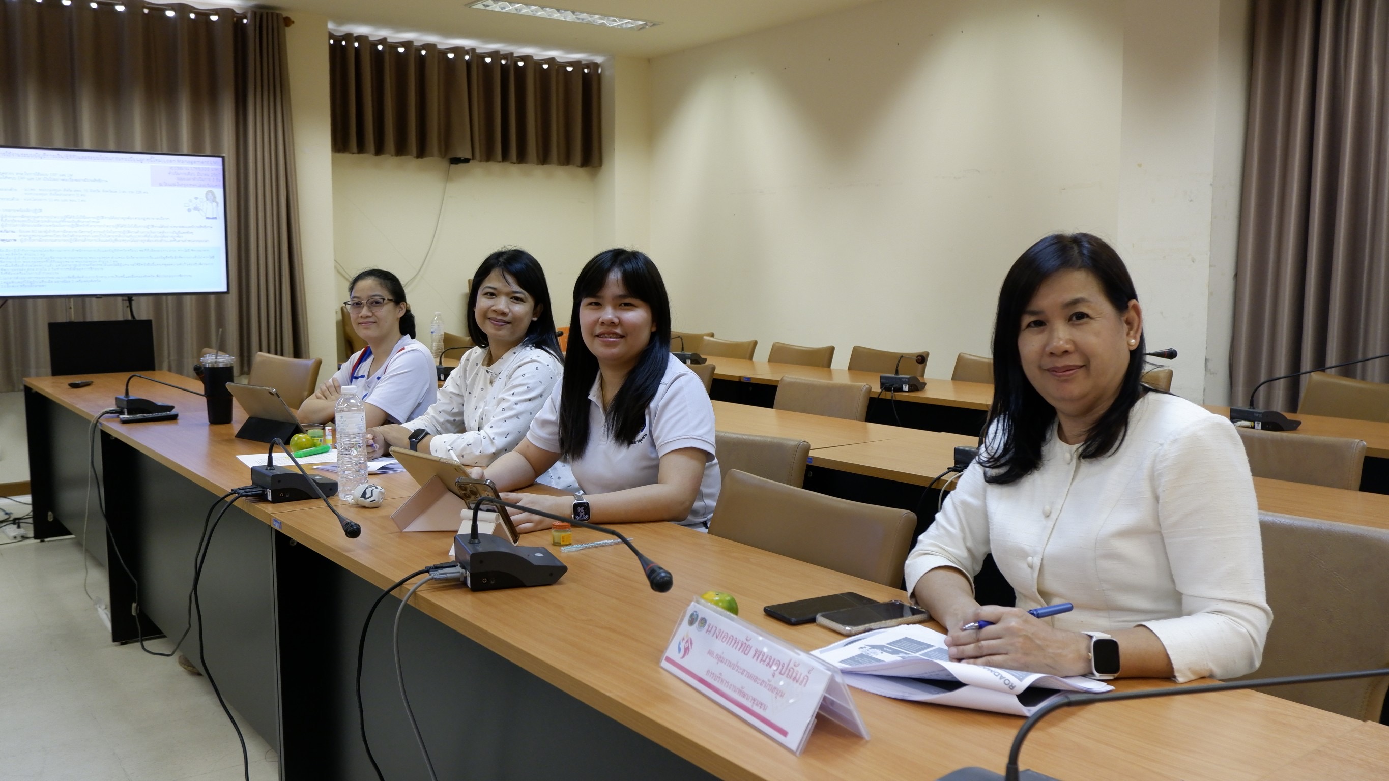 พช.ขอนแก่น : ร่วมประชุมชี้แจง ติดตาม การดำเนินงานกองทุนพัฒนาบทบาทสตรี ผ่านระบบวิดิทัศน์ทางไกล ครั้งที่ 2/2567