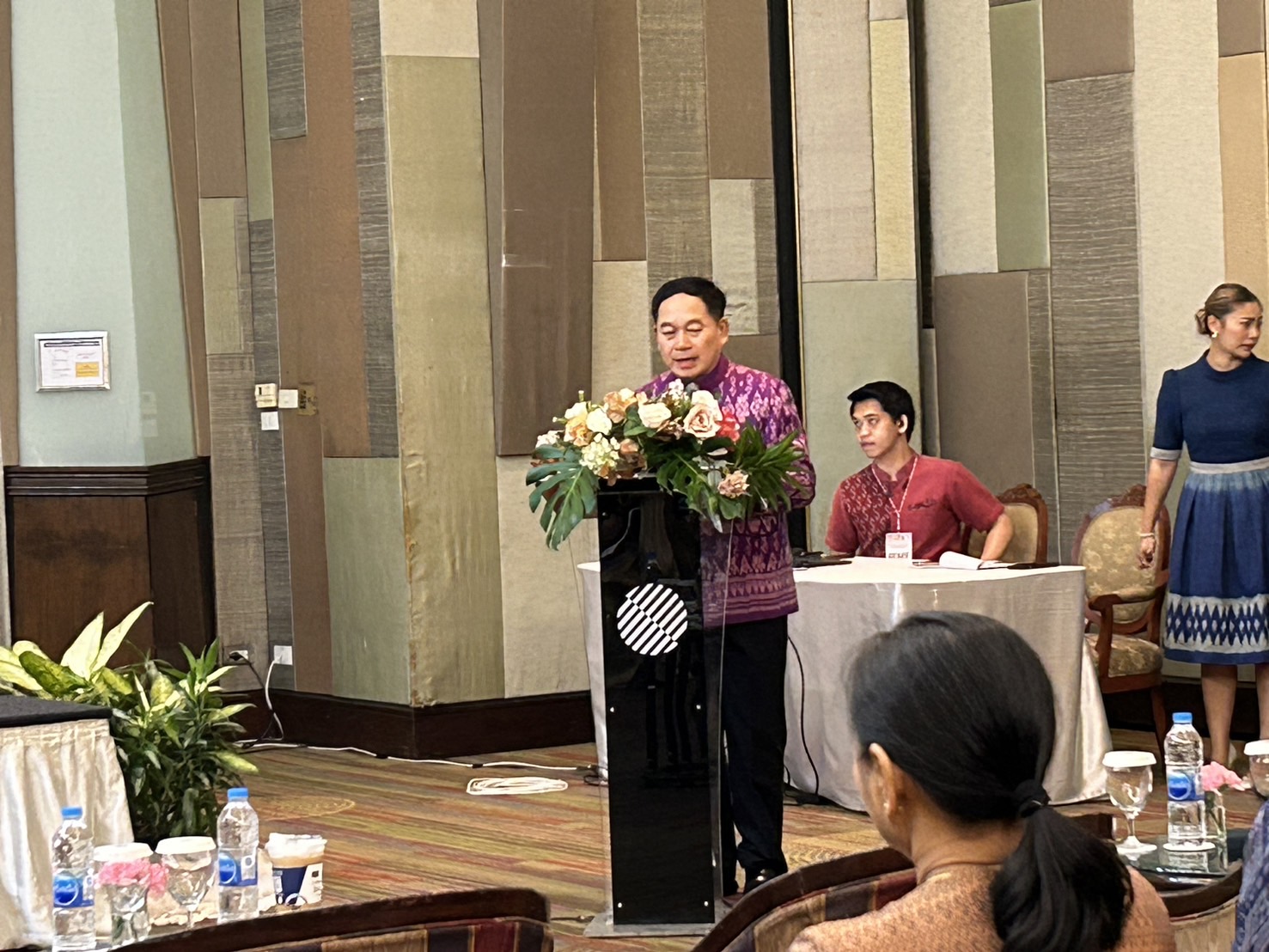 พช.ขอนแก่น : ร่วมการประชุมเชิงปฏิบัติการสร้างการรับรู้และเผยแพร่พระอัจฉริยภาพทางด้านการอนุรักษ์และต่อยอดมรดกภูมิปัญญาการทอผ้าของไทย ของสมเด็จพระเจ้าลูกเธอ เจ้าฟ้าสิริวัณณวรี นารีรัตนราชกัญญา ในการสืบสาน รักษาและต่อยอด พระราชปณิธานของสมเด็จพระนางเจ้าสิริกิติ์ พระบรมราชินีนาถ พระบรมราชชนนีพันปีหลวงครั้งที่ 1