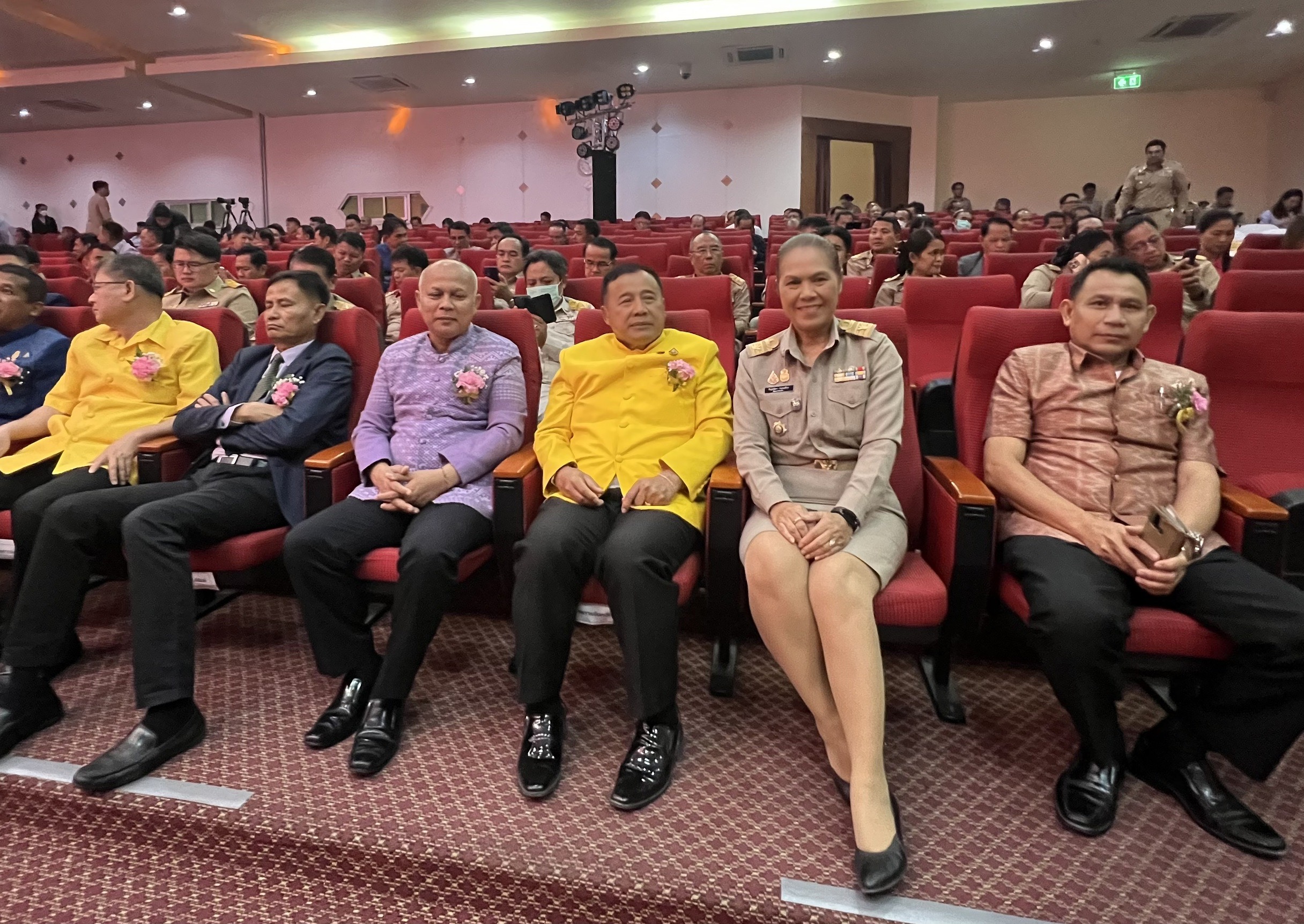 พช.ขอนแก่น : มท.1 ปาฐกถาพิเศษ “เศรษฐกิจฐานรากกับการขับเคลื่อนอีสานใหม่” ในวาระฉลองครบรอบ 60 ปี มหาวิทยาลัยขอนแก่น