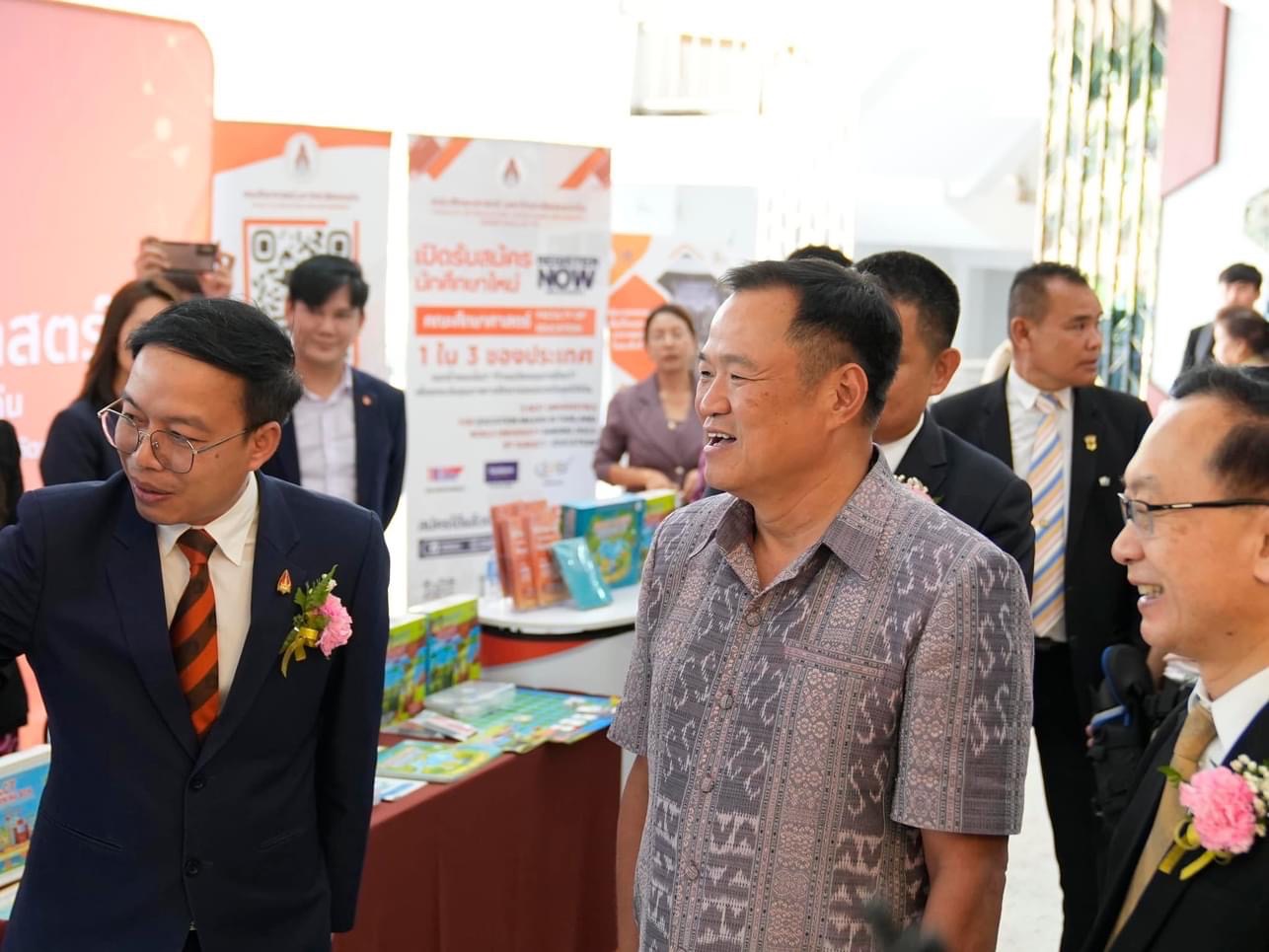 พช.ขอนแก่น : มท.1 ปาฐกถาพิเศษ “เศรษฐกิจฐานรากกับการขับเคลื่อนอีสานใหม่” ในวาระฉลองครบรอบ 60 ปี มหาวิทยาลัยขอนแก่น