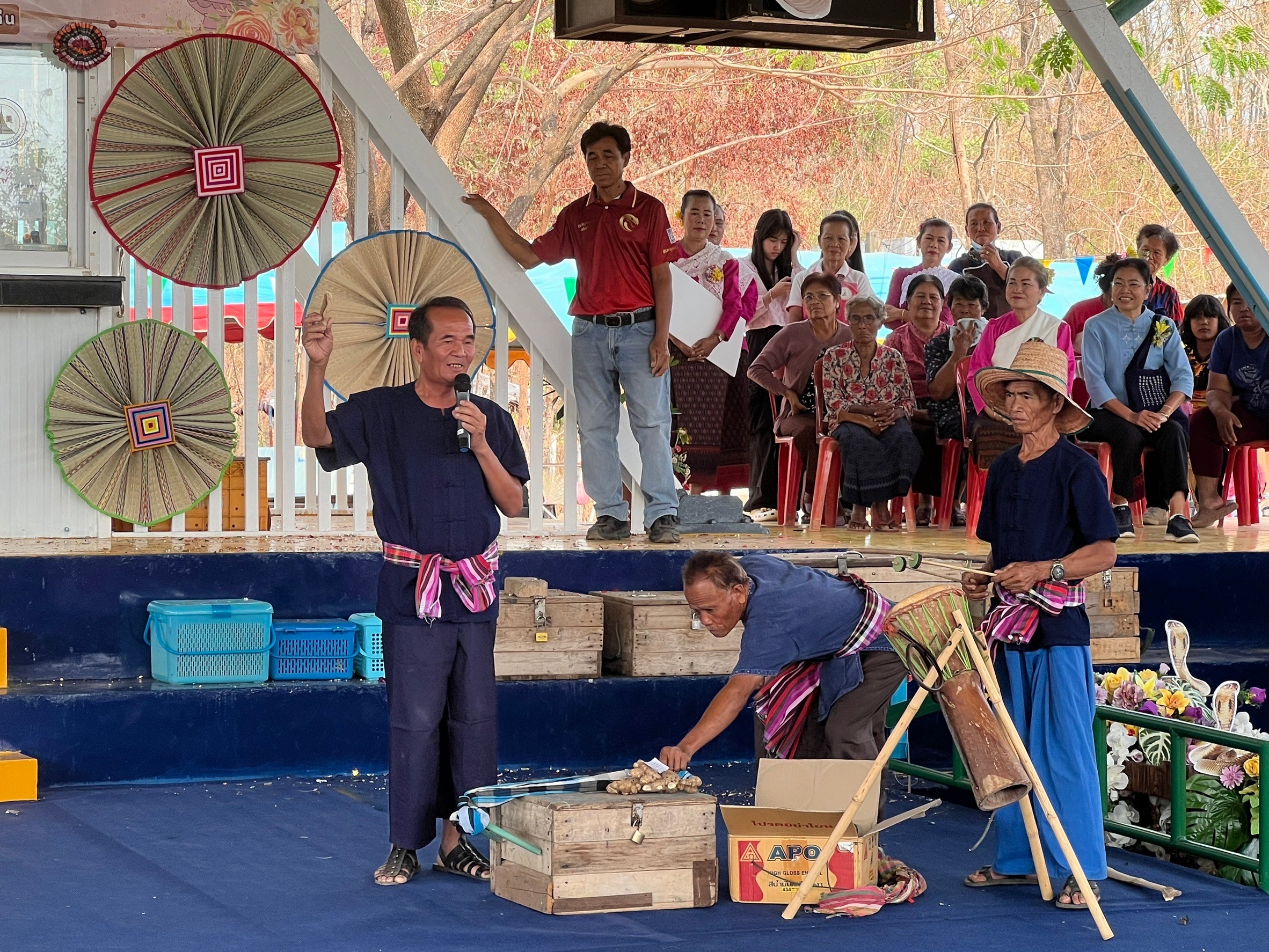 พช.ขอนแก่น : อำเภอน้ำพอง สู่ขวัญงูจงอาง บ้านโคกสง่า ตามโครงการพัฒนากระบวนการบริหารจัดการชุมชนท่องเที่ยวเชิงสร้างสรรค์ ( D-HOPE )