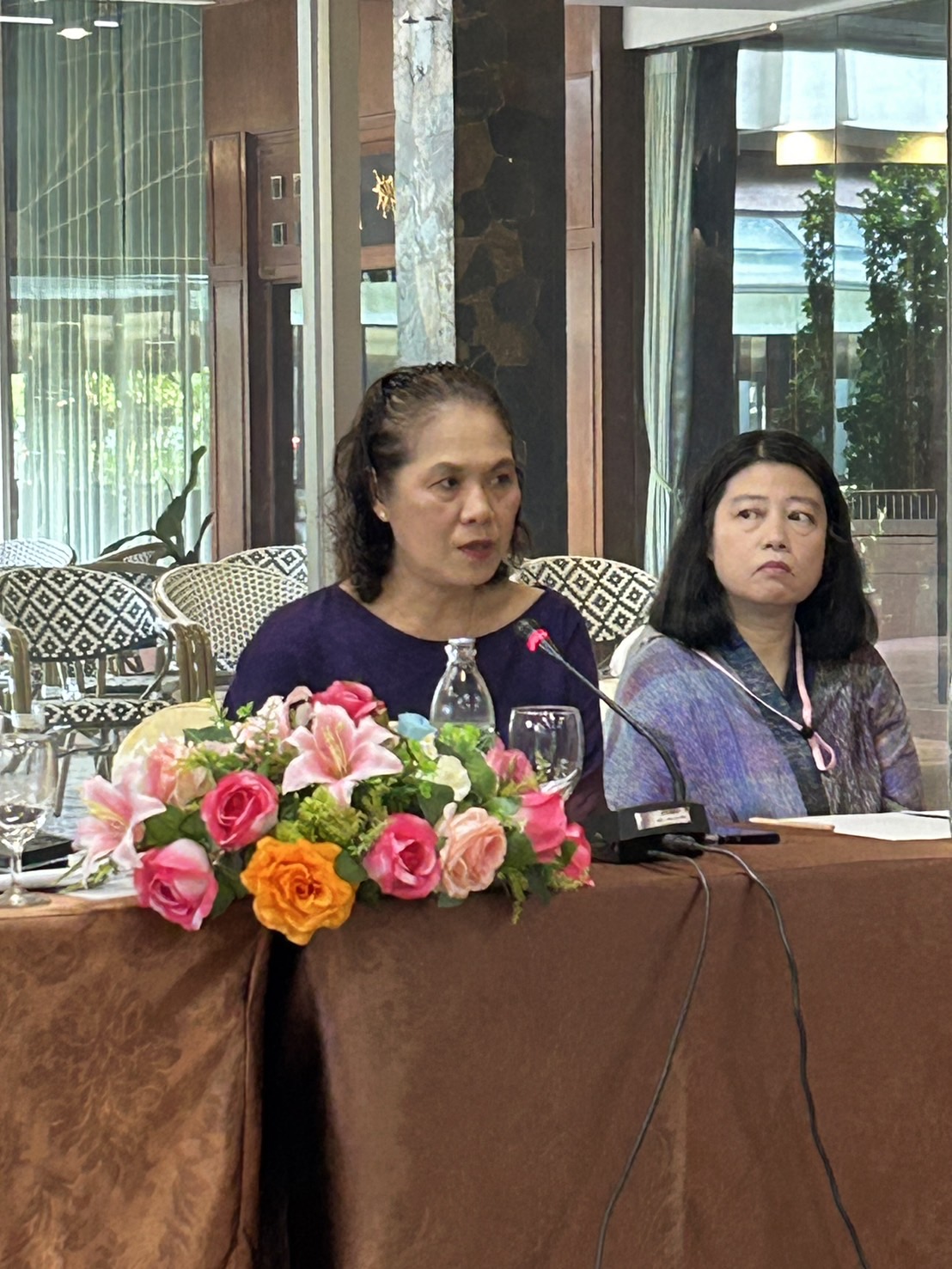 พช.ขอนแก่น : ร่วมประชุมแนวทางความร่วมมือการส่งเสริมสนับสนุนผลิตภัณฑ์ OTOP ประเภทผ้าและเครื่องแต่งกาย โดยกลไกของบริษัทประชารัฐรักสามัคคีขอนแก่น (วิสาหกิจเพื่อสังคม) จำกัด
