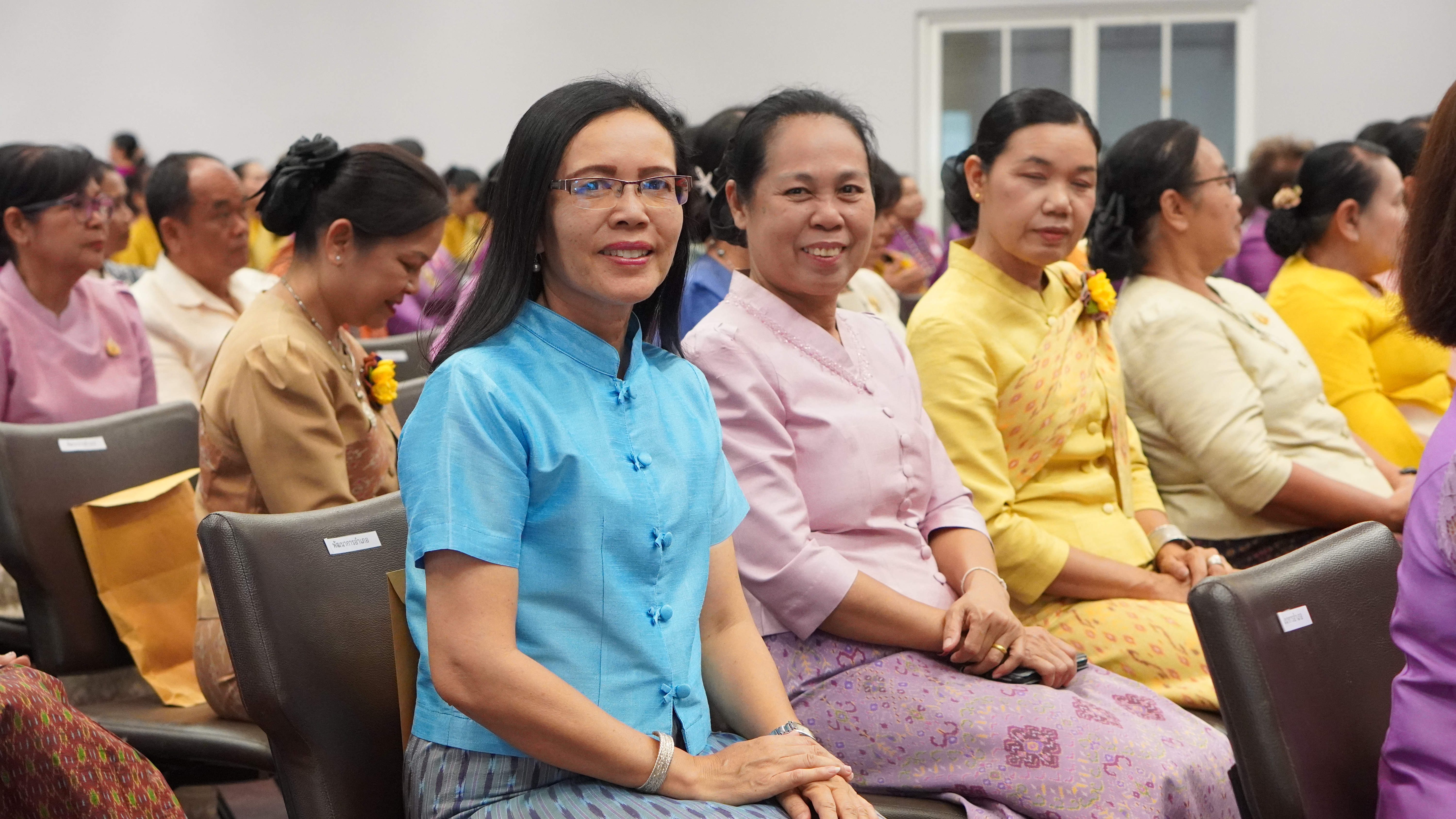 พช.ขอนแก่น : จัดงานวันสตรีสากล “รวมพลังสตรีขอนแก่น พลังสร้างสรรค์ วันสตรีสากล ปี 2567”