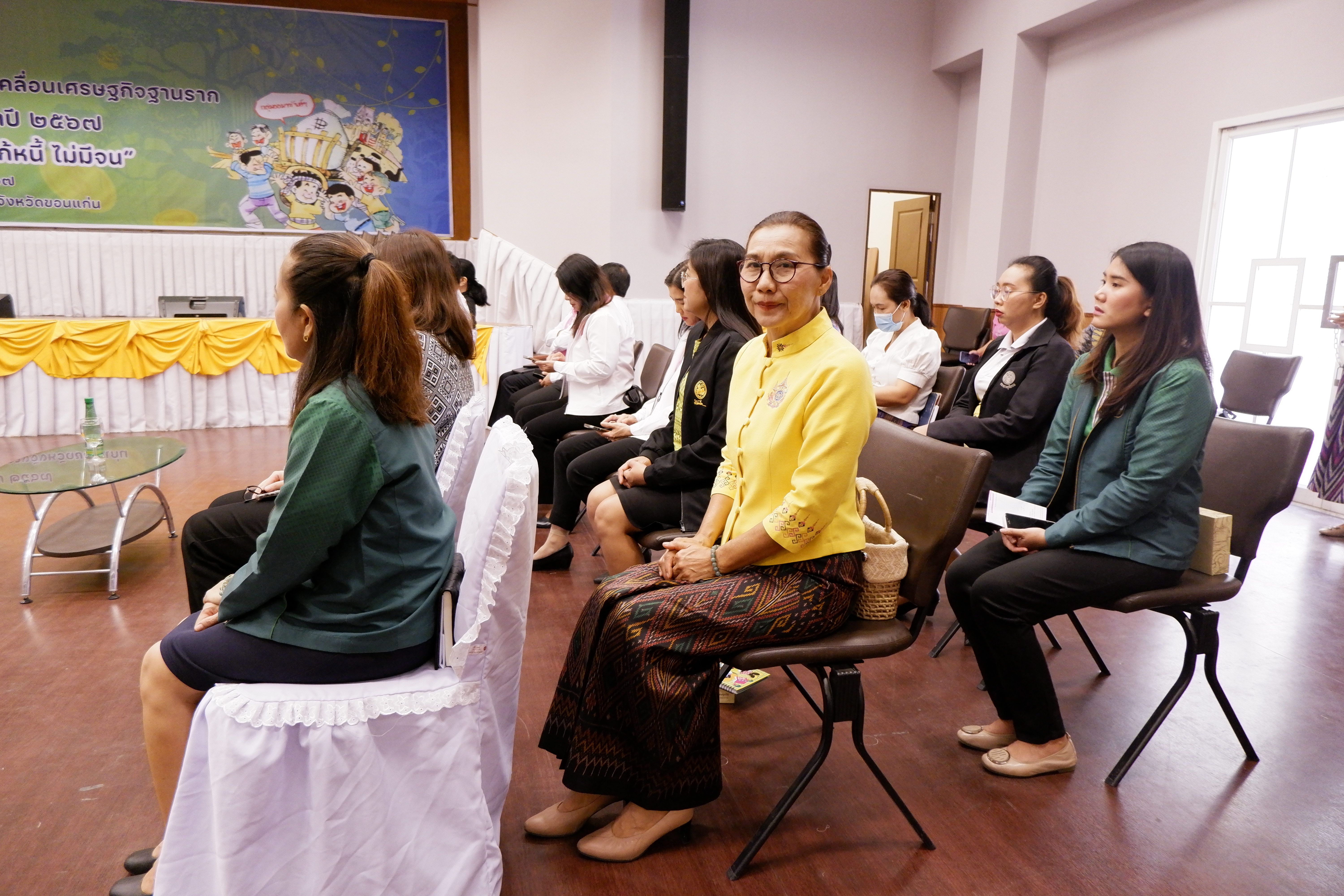พช.ขอนแก่น : จัดมหกรรมการออม 50 ปี ทุนชุมชนขับเคลื่อนเศรษฐกิจฐานราก จังหวัดขอนแก่น ประจำปี 2567 “คนขอนแก่น รู้ออม รู้ใช้ แก้หนี้ ไม่มีจน”