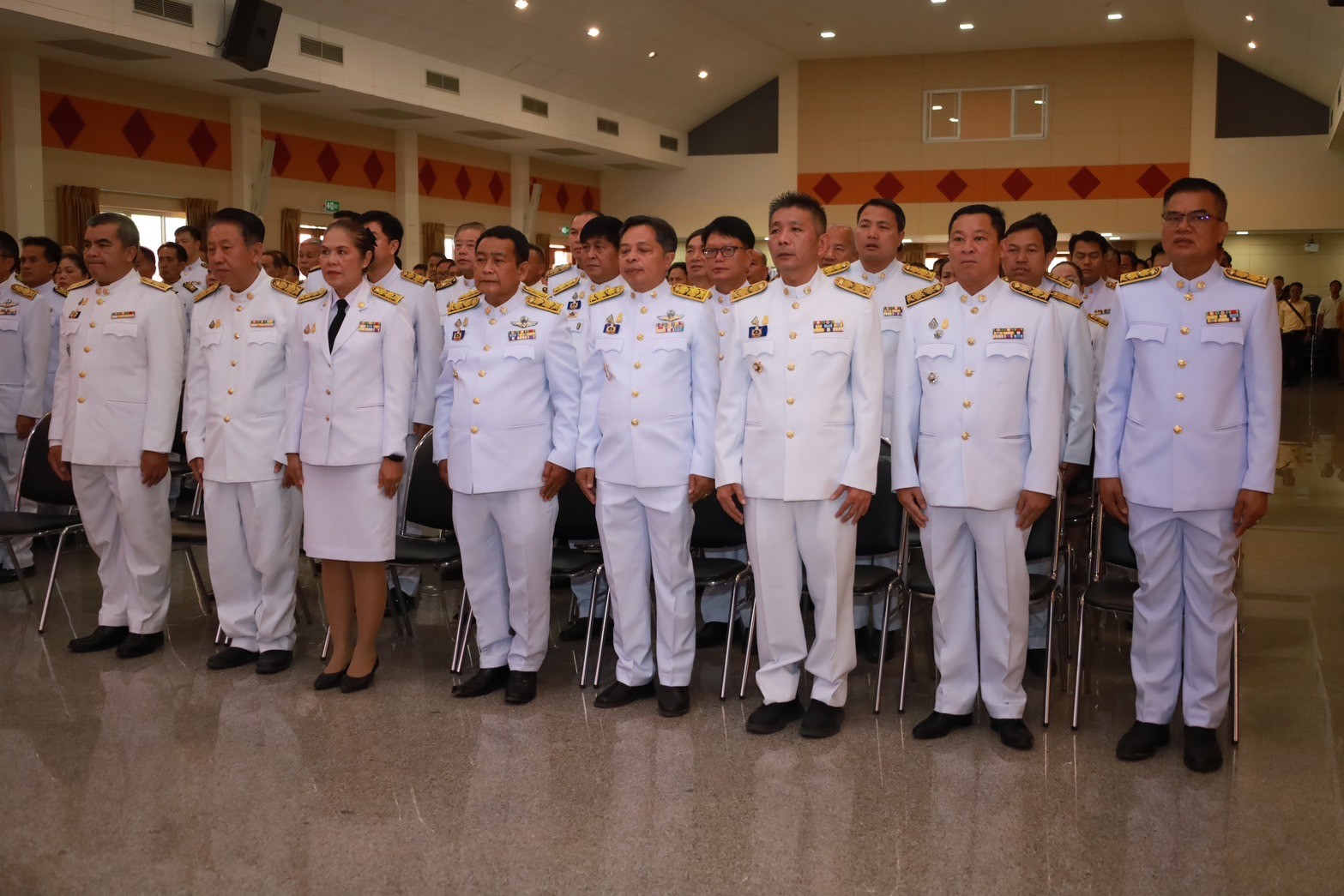 จังหวัดขอนแก่น : จัดพิธีรับพระราชทานพระบรมฉายาลักษณ์พระบาทสมเด็จพระเจ้าอยู่หัว ที่ฉายกับสมเด็จพระนางเจ้าฯ พระบรมราชินี