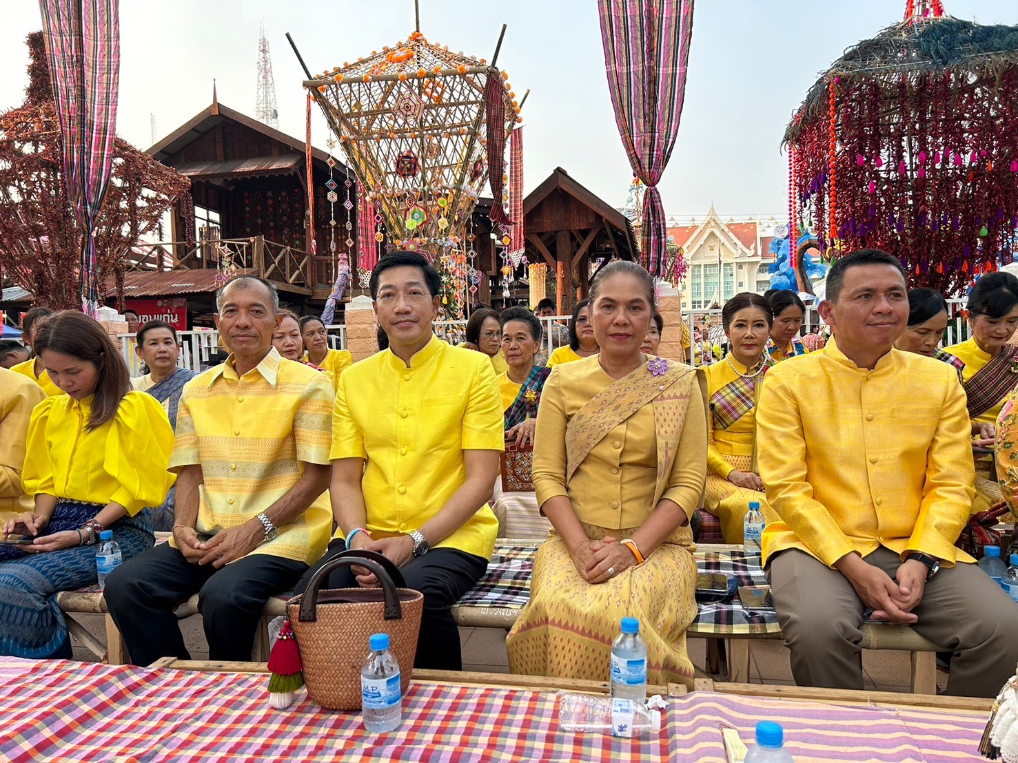 พช.ขอนแก่น : ร่วมพิธีเปิดงานสืบสานประเพณีสงกรานต์ วิถีไทบ้านขอนแก่น ประจำปี 2567