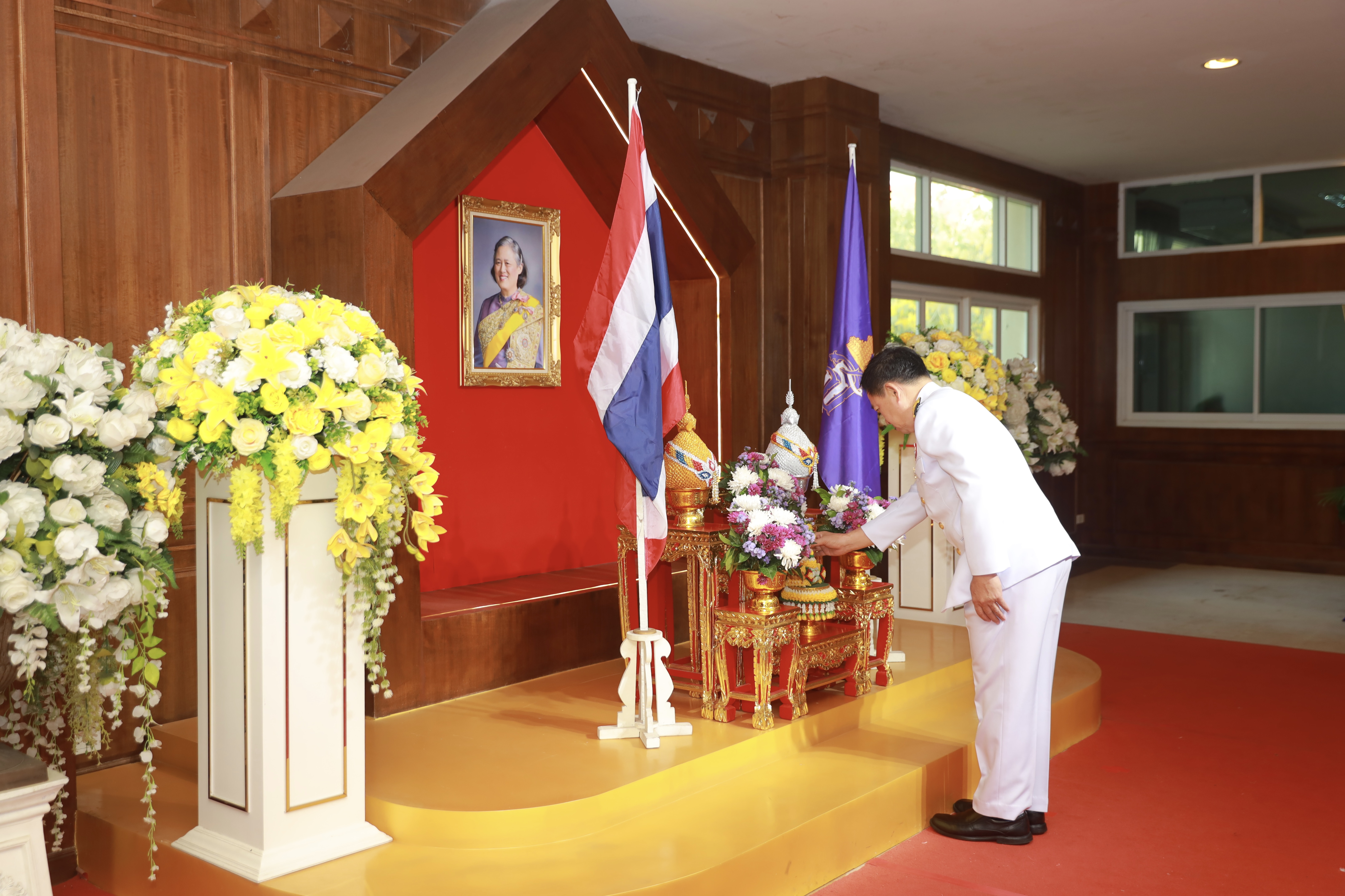 จังหวัดขอนแก่น : จัดพิธีทำบุญตักบาตรถวายพระราชกุศล สมเด็จพระกนิษฐาธิราชเจ้า กรมสมเด็จพระเทพรัตนราชสุดา สยามบรมราชกุมารี เนื่องในโอกาสวันคล้ายวันพระราชสมภพ 2 เมษายน 2567