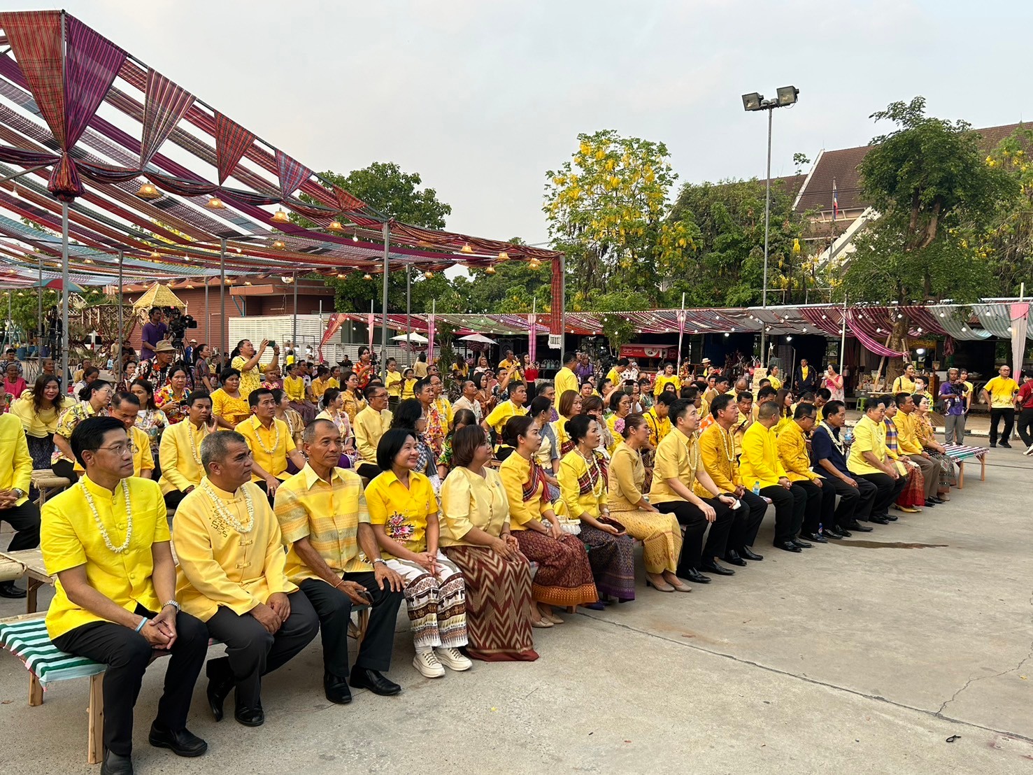 พช.ขอนแก่น : ร่วมพิธีเปิดงานสืบสานประเพณีสงกรานต์ วิถีไทบ้านขอนแก่น ประจำปี 2567