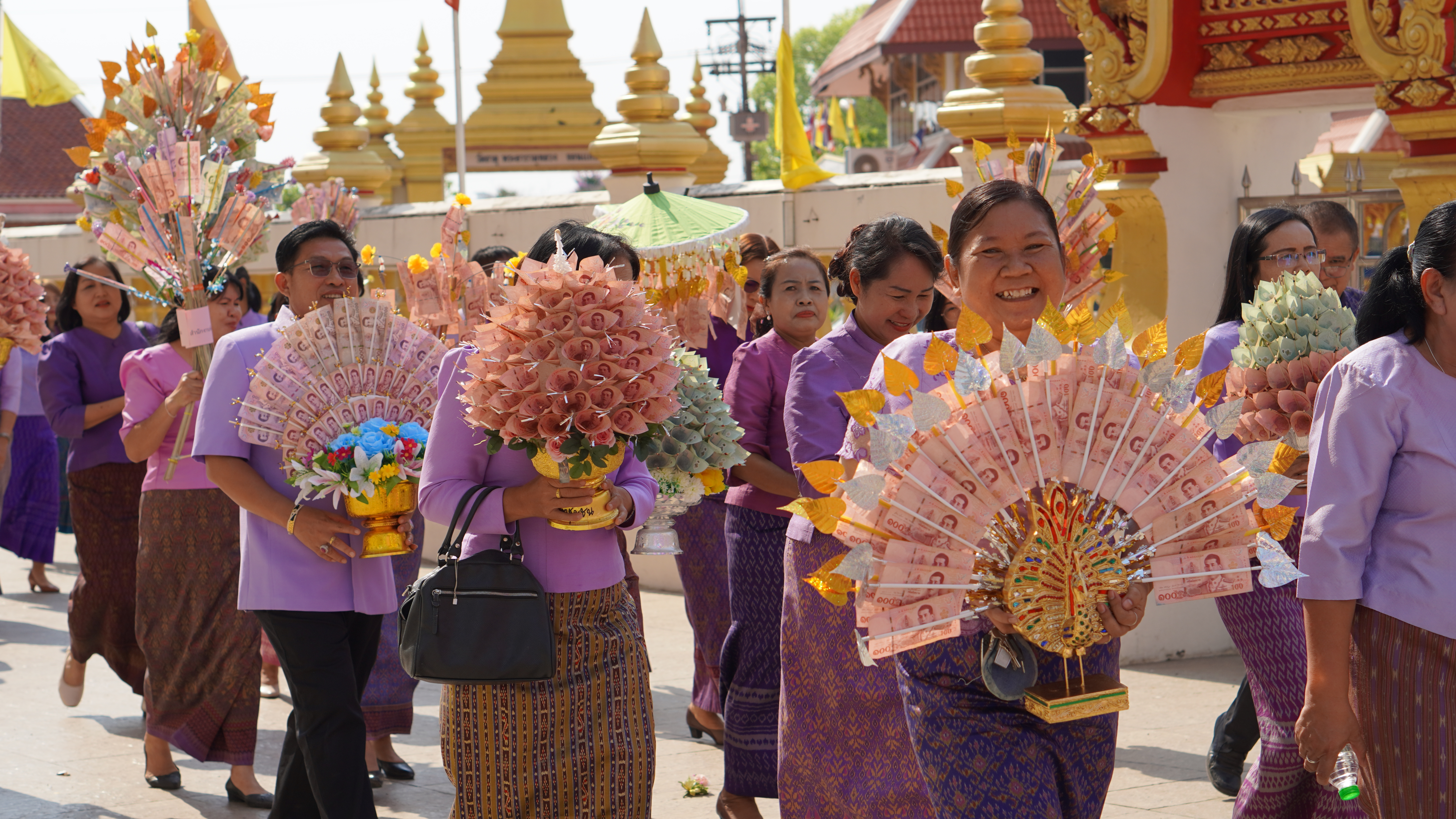จังหวัดขอนแก่น : จัดพิธีทอดผ้าป่าสมทบกองทุนพัฒนาเด็กชนบท ในพระราชูปถัมภ์ สมเด็จพระเทพรัตนราชสุดาฯ สยามบรมราชกุมารี ประจำปี 2567