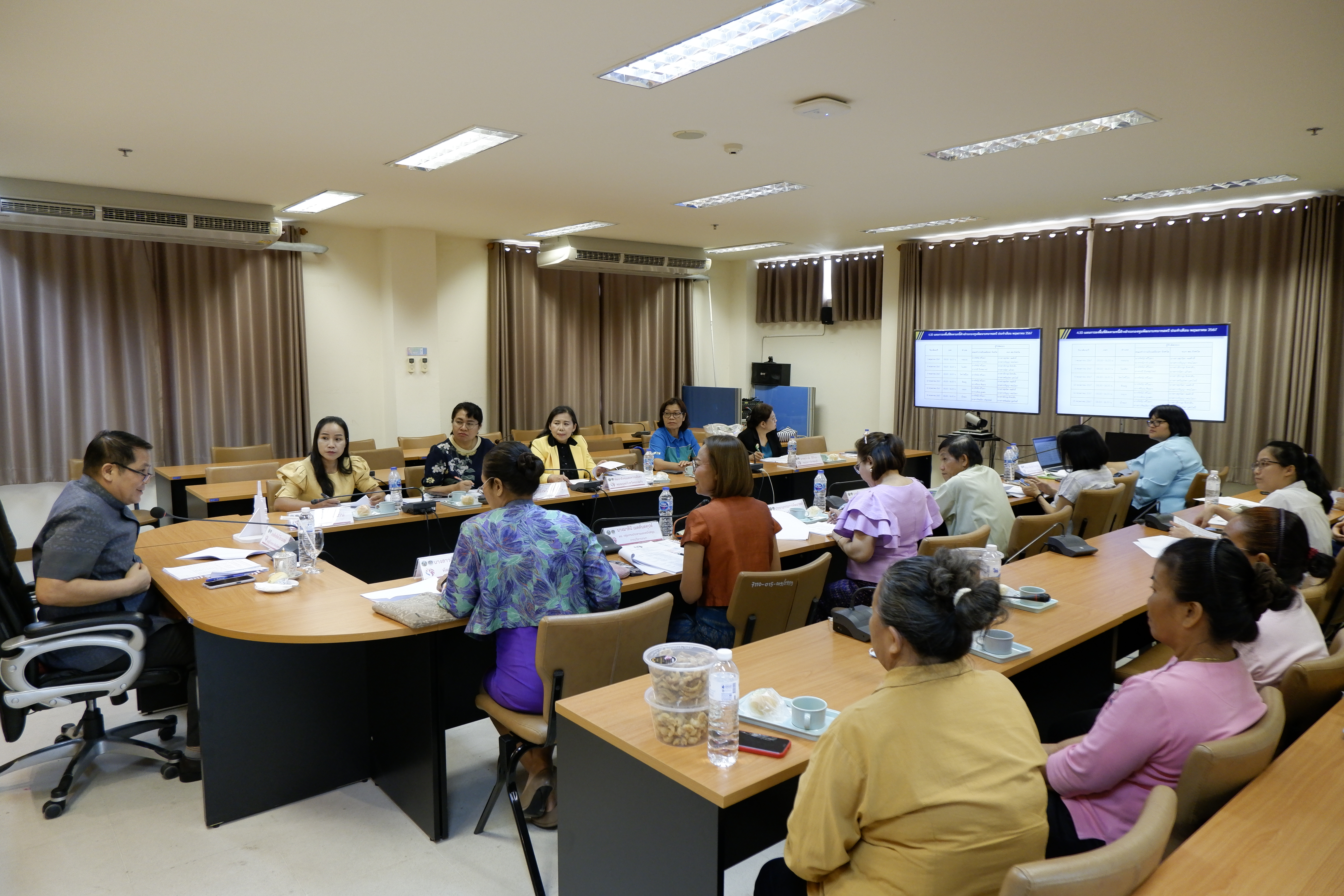 จังหวัดขอนแก่น : ประชุมคณะอนุกรรมการบริหารกองทุนพัฒนาบทบาทสตรีจังหวัด (อกส.จ.) จังหวัดขอนแก่น ครั้งที่ 5/2567