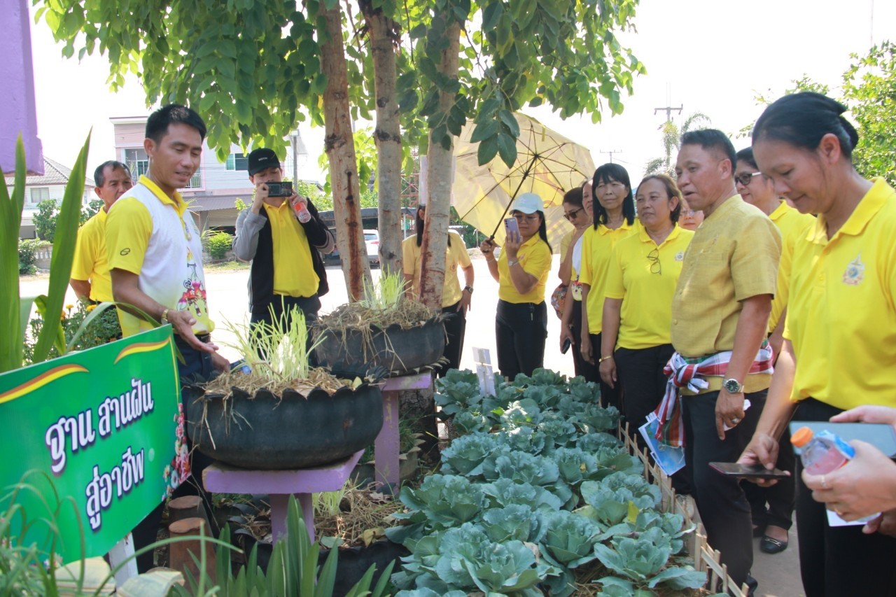 พช.ขอนแก่น : ร่วมประเมินโครงการหน้าบ้านสวย หลังบ้านสวน ประจำประปีงบประมาณ 2567