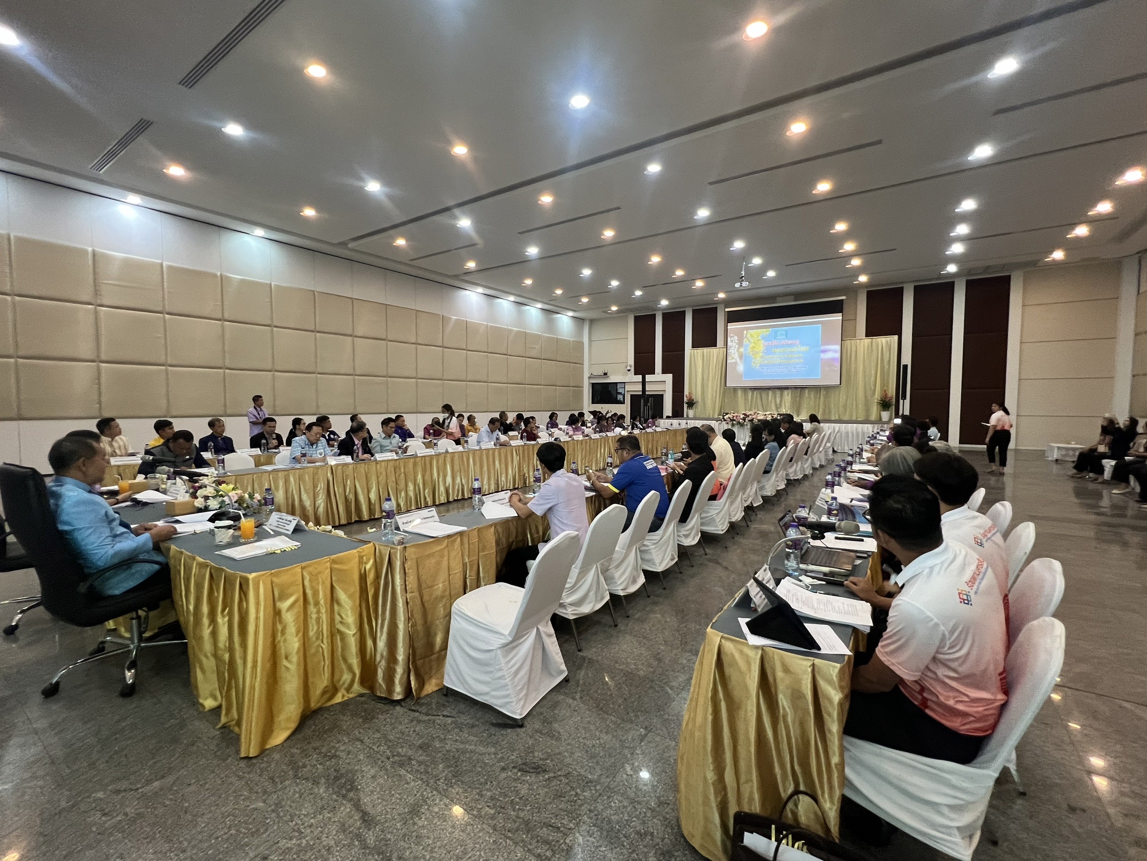 พช.ขอนแก่น : ร่วมประชุม กรอ.กลุ่มจังหวัดร้อยแก่นสารสินธ์ุ
