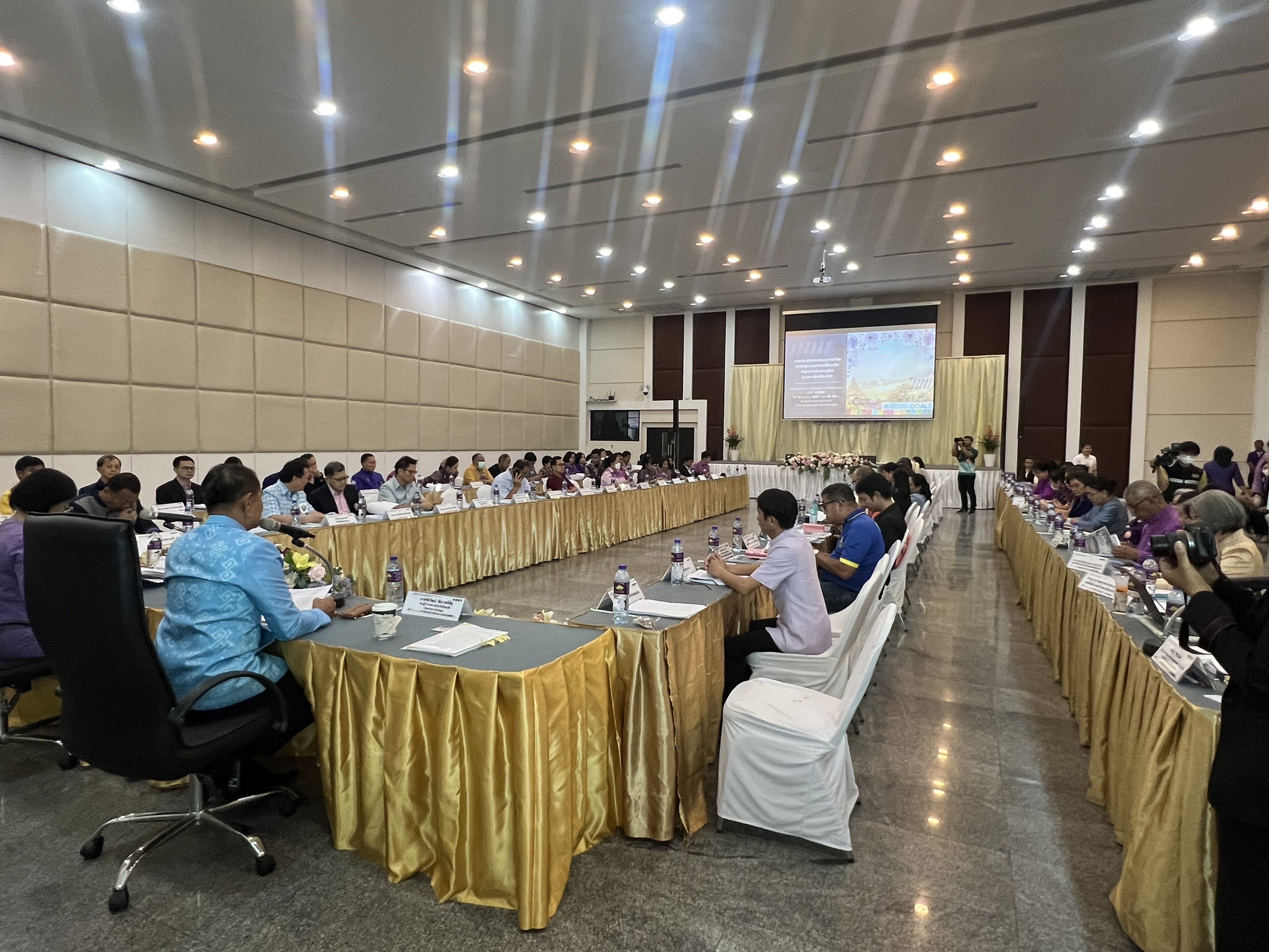 พช.ขอนแก่น : ร่วมประชุม กรอ.กลุ่มจังหวัดร้อยแก่นสารสินธ์ุ