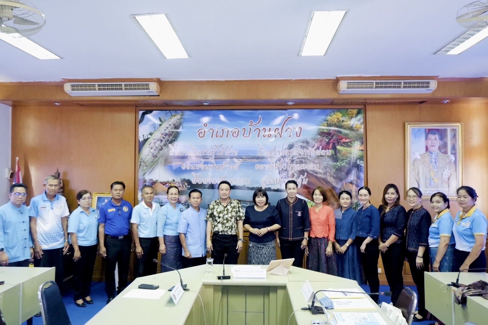 ผู้ตรวจราชการกรมการพัฒนาชุมชน เขตตรวจราชการที่ 12 (นางนวลจันทร์ ศรีมงคล) ลงพื้นที่ตรวจติดตามผลการดำเนินงานตามภารกิจสำคัญกรมการพัฒนาชุมชน จังหวัดขอนแก่น