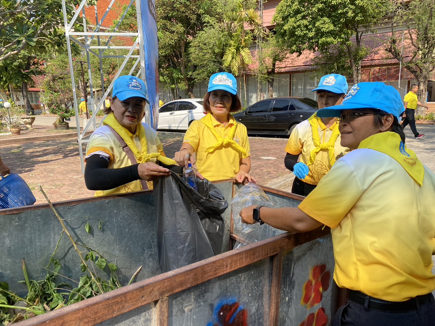 จังหวัดขอนแก่น : จัดกิจกรรมจิตอาสาพัฒนา เนื่องในวันคล้ายวันประสูติสมเด็จพระเจ้าลูกยาเธอ เจ้าฟ้าทีปังกรรัศมีโชติ มหาวชิโรตตมางกูร สิริวิบูลยราชกุมาร ประจำปี 2567 (วันที 29 เมษายน 2567)