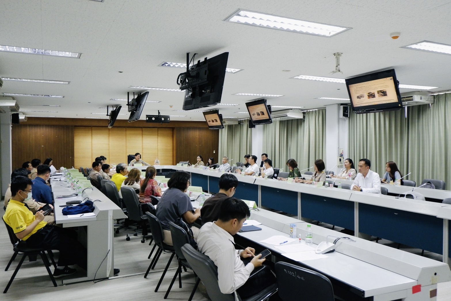 พช.ขอนแก่น ร่วมประชุมคณะกรรมการร่วมภาครัฐและเอกชนเพื่อพัฒนาและแก้ไขปัญหาทางเศรษฐกิจจังหวัดขอนแก่น (กรอ.จังหวัดขอนแก่น) ครั้งที่ 4/2567