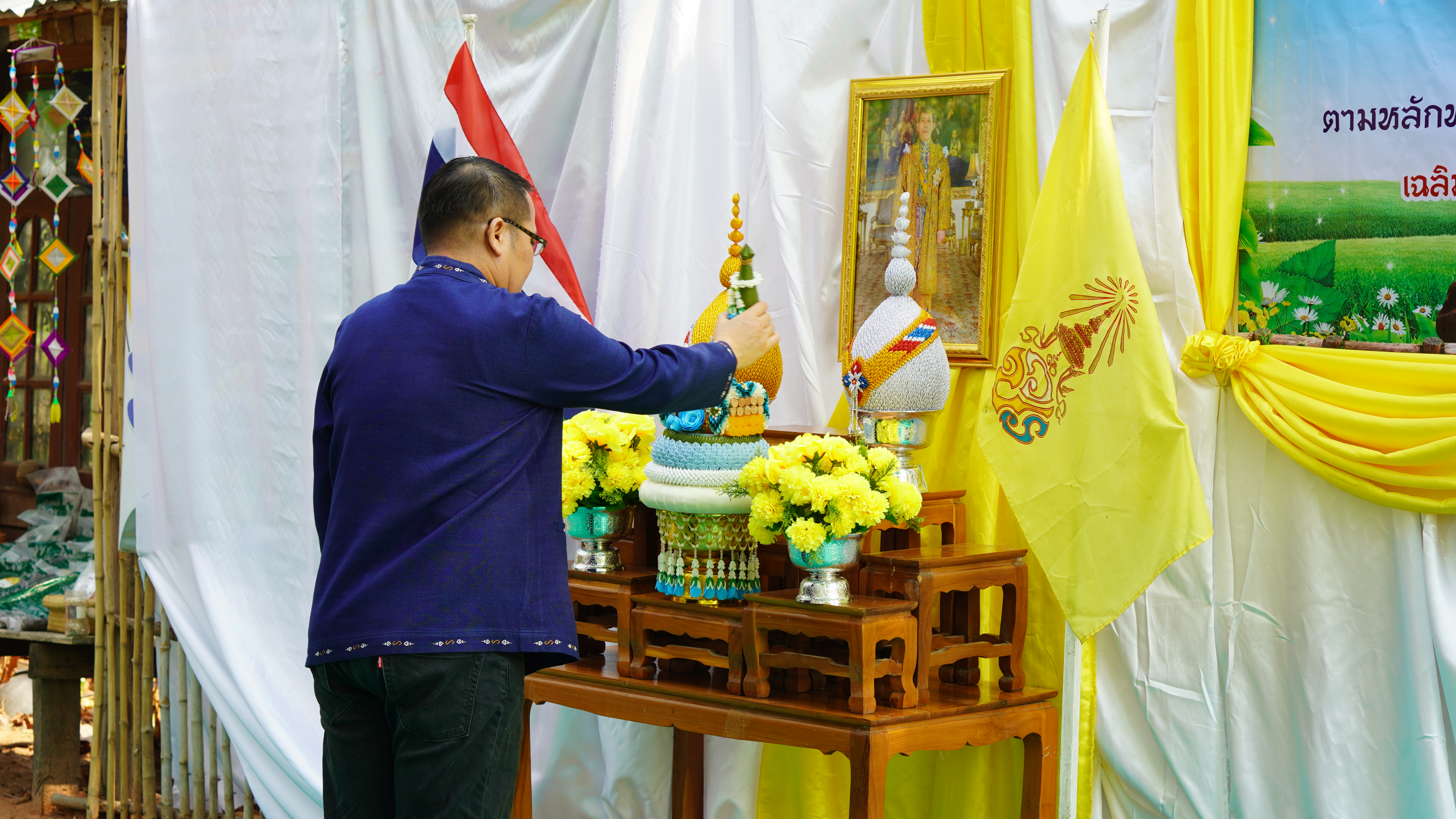 พช.ขอนแก่น : จัดกิจกรรม “เอามื้อสามัคคี ทำความดี ถวายเป็นพระราชกุศล” เนื่องในโอกาสวันฉัตรมงคล
