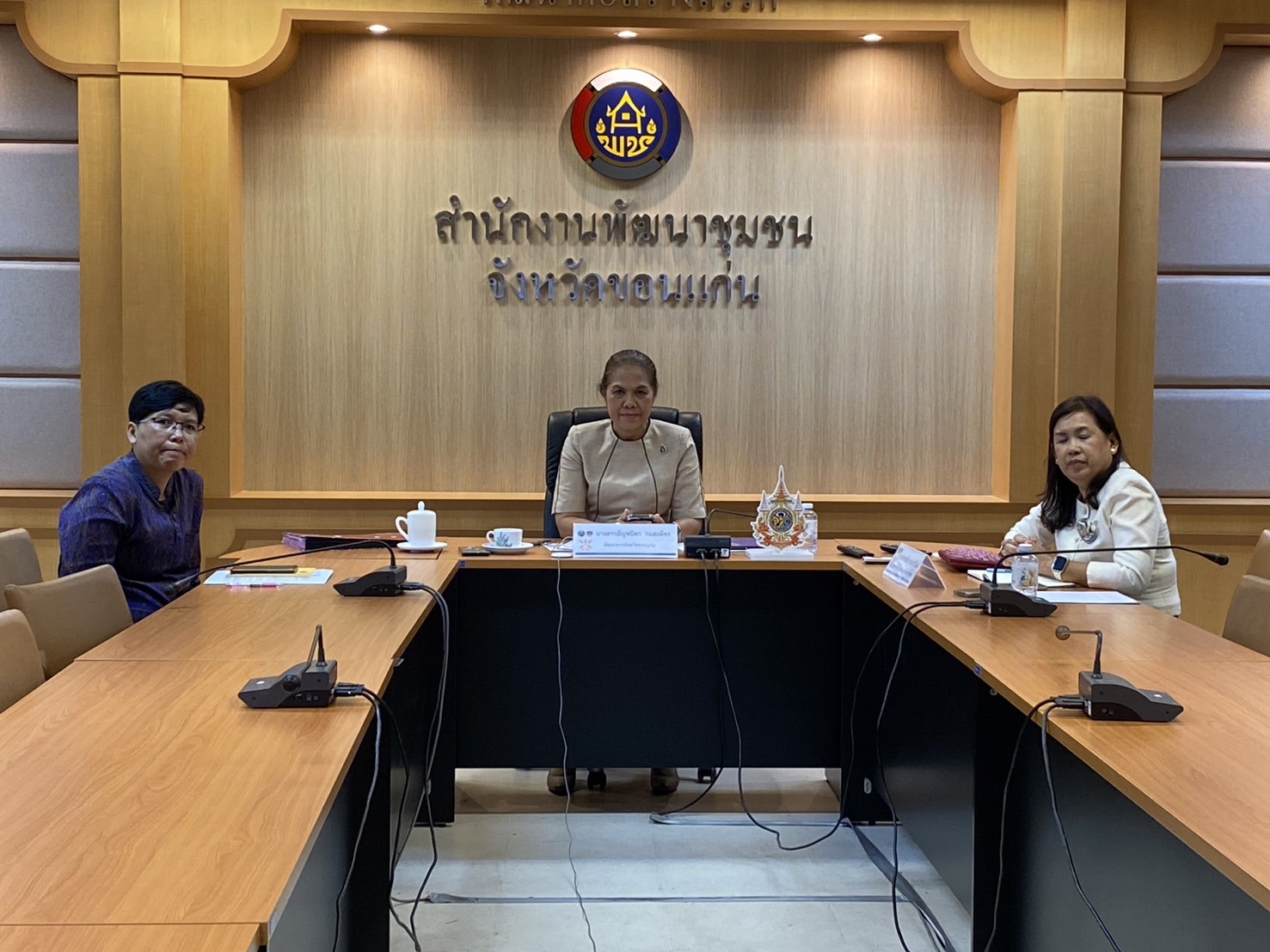 พช.ขอนแก่น : ร่วมประชุมคณะทำงานขับเคลื่อนโครงการเฉลิมพระเกียรติพระบาทสมเด็จพระเจ้าอยู่หัวเจ้าอยู่หัว เนื่องในโอกาสมหามงคลเฉลิมพระชนมพรรษา 6 รอบ 28 กรกฎาคม 2567 กรมการพัฒนาชุมชน ครั้งที่ 1/2567 ผ่านระบบวีดีทัศน์ทางไกล (Video Conference)
