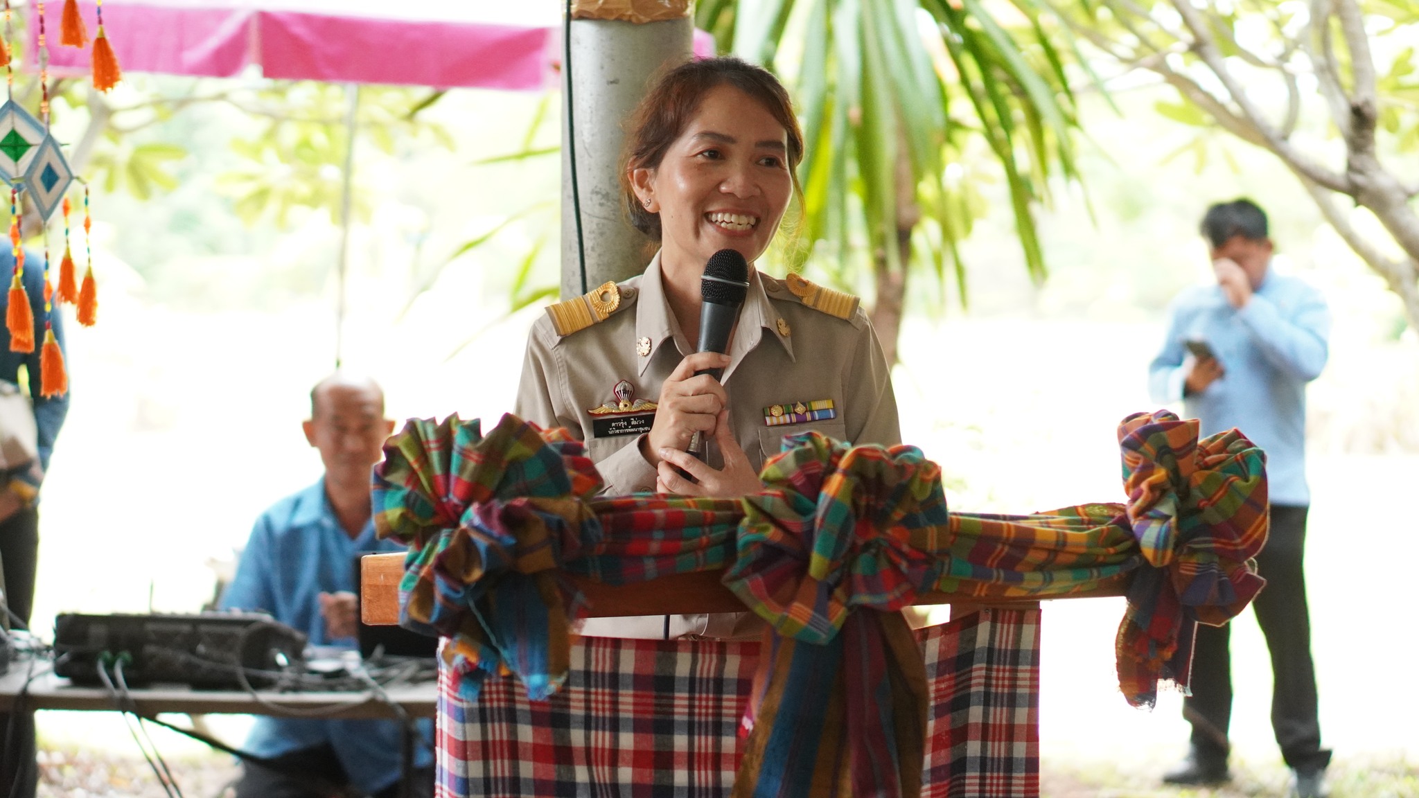 พช.ขอนแก่น : ผู้ตรวจราชการกรม กรมการพัฒนาชุมชน (นางนวลจันทร์ ศรีมงคล) เป็นประธานคัดเลือกข้าราชการ ลูกจ้างประจำ และพนักงานราชการดีเด่น ปี 2567 ประเภท พัฒนากรขวัญใจ ระดับเขตตรวจราชการ จังหวัดขอนแก่น