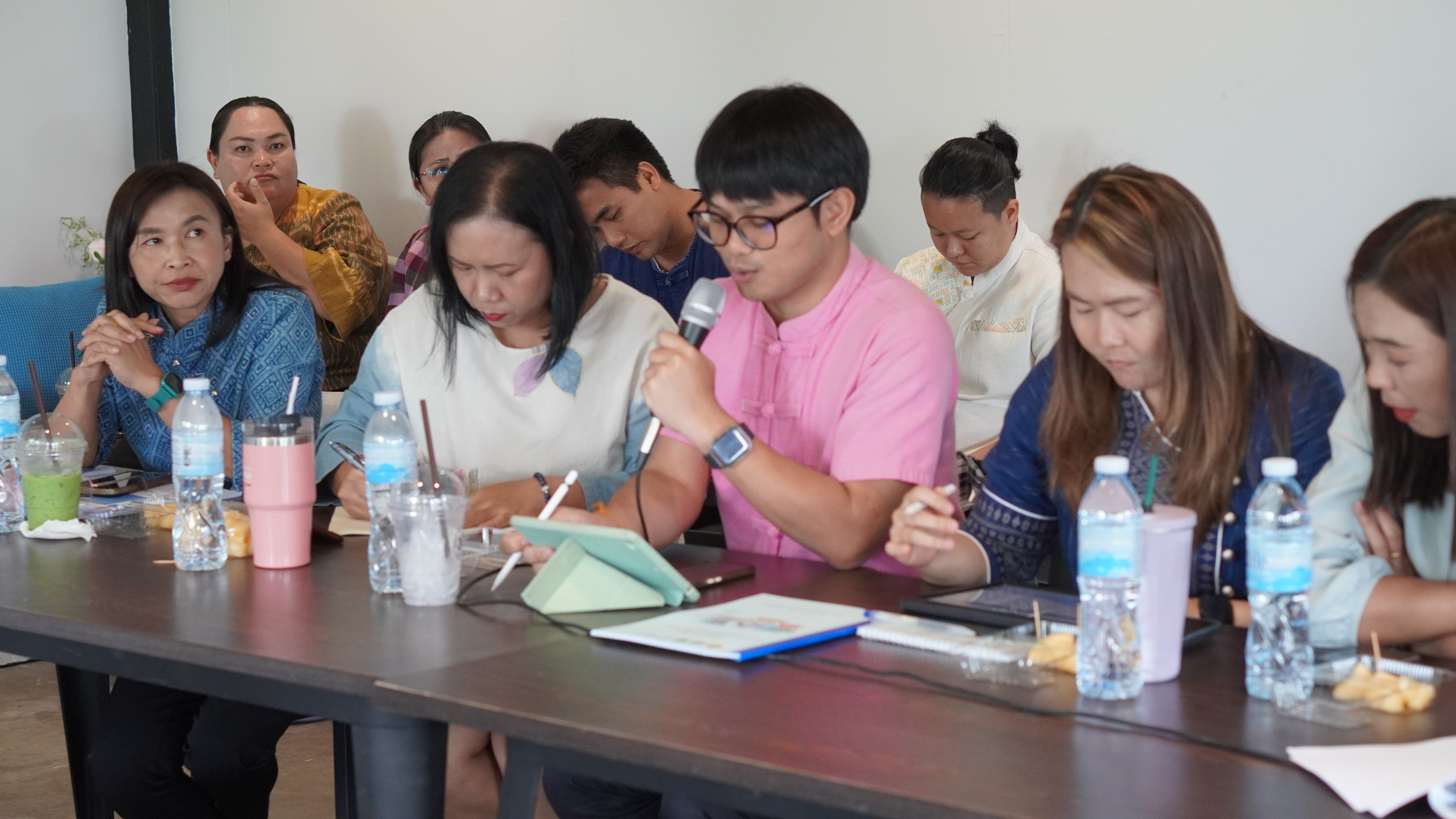 พช.ขอนแก่น นำทัพขับเคลื่อนงานพัฒนาชุมชน ไตรมาสที่ 3 – 4/2567 ถ่ายทอดตัวชี้วัดค่าเป้าหมายและการประเมินผลการปฏิบัติราชการ และการดำเนินงานตามภารกิจสำคัญ